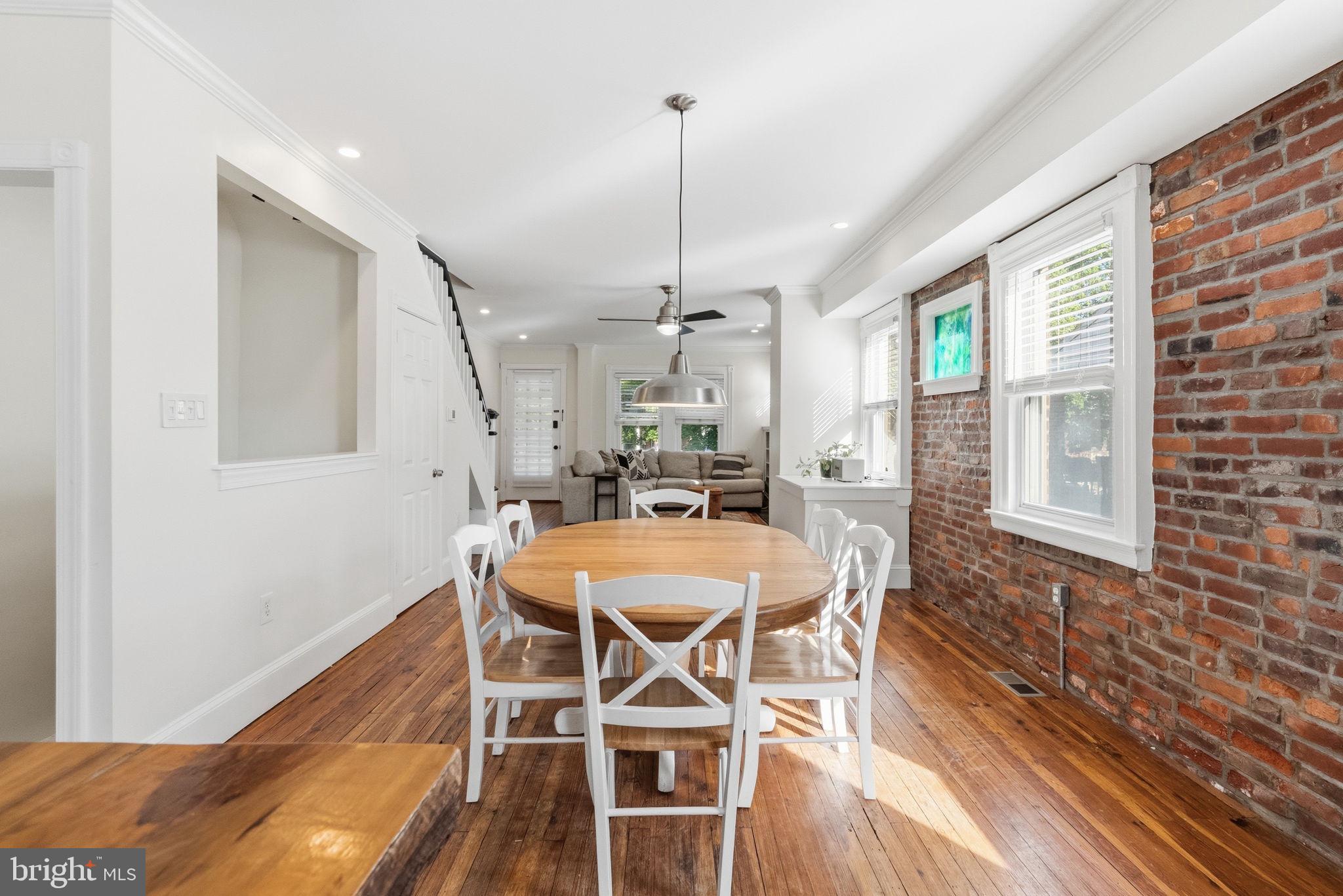 FOX CHASE - Residential
