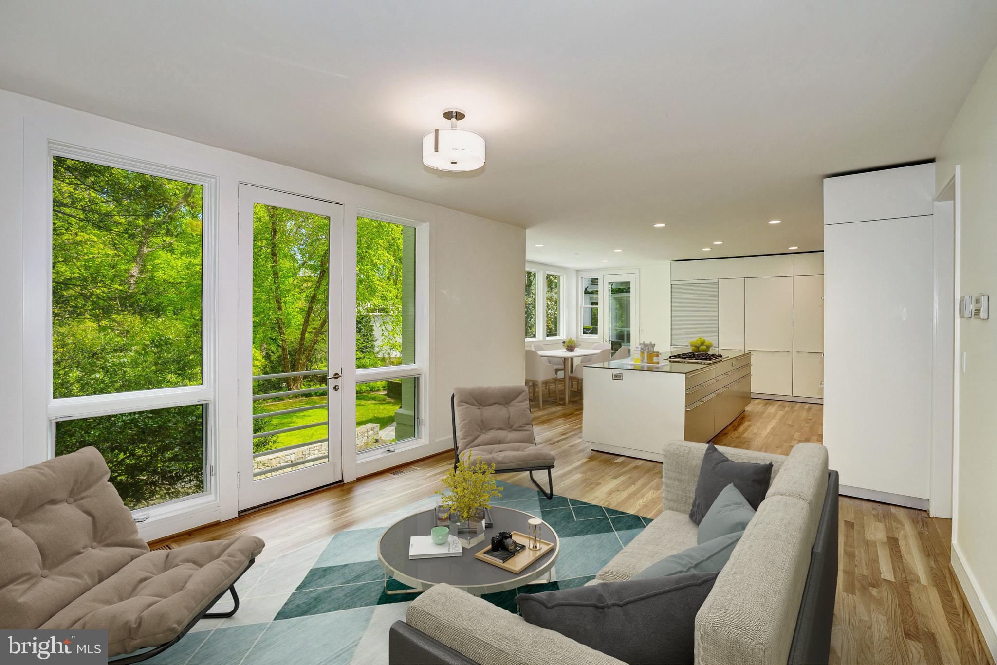 FOREST HILLS - Residential