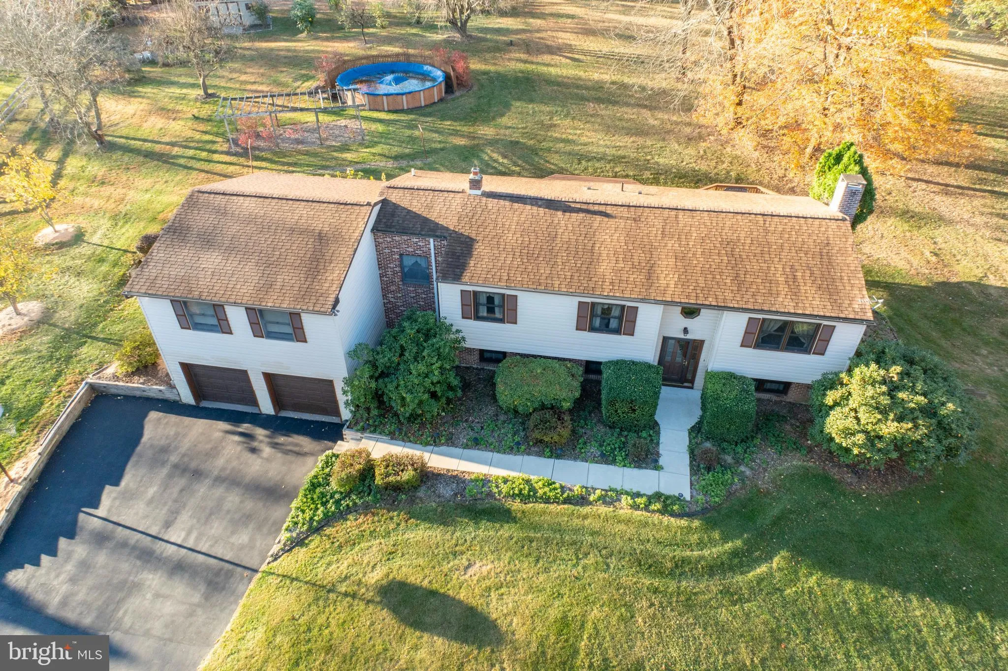 Glenmoore, Pennsylvania 19343, United States, 3 Bedrooms Bedrooms, ,3 BathroomsBathrooms,Residential,Pending,28911