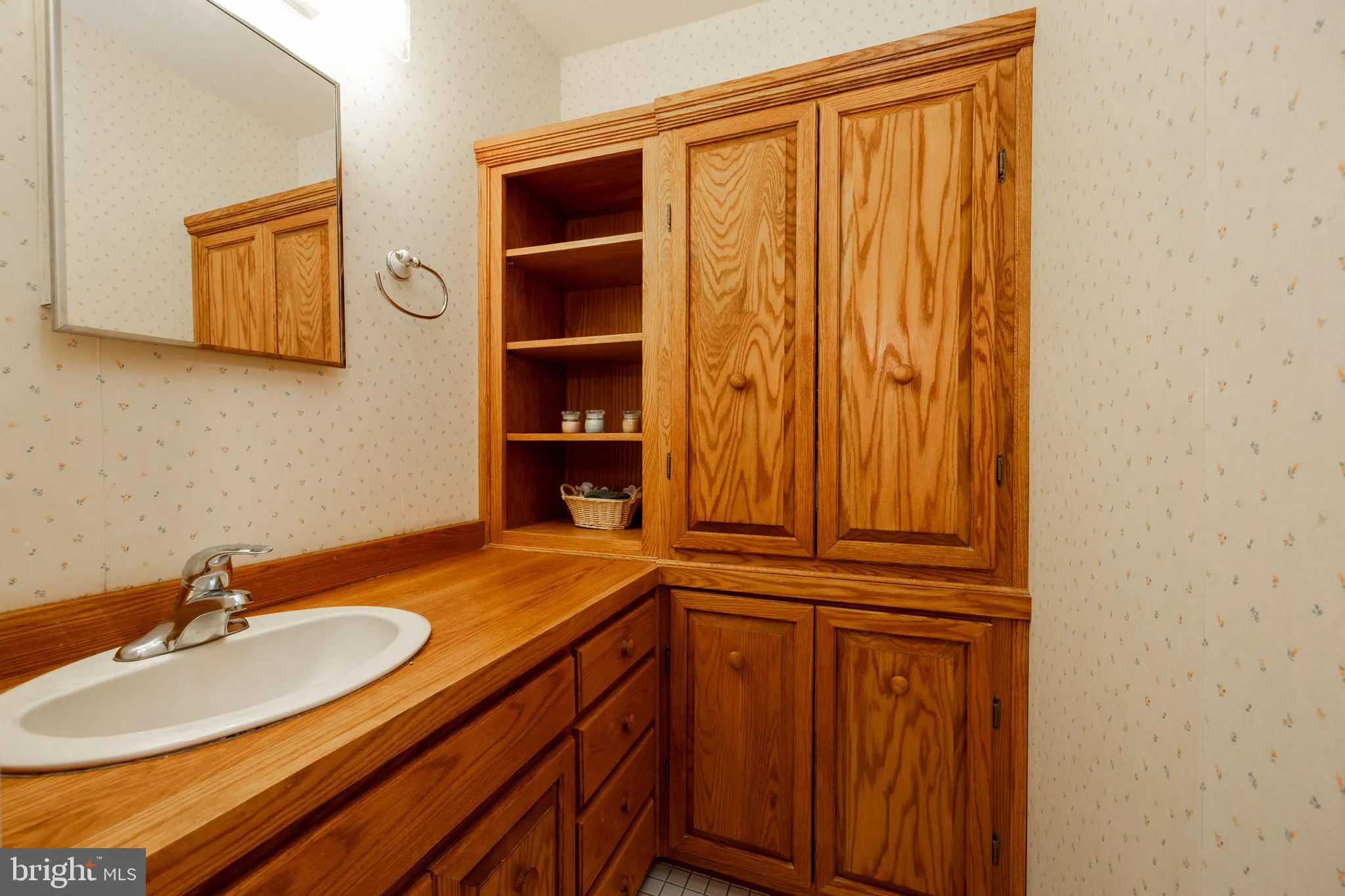 Glenmoore, Pennsylvania 19343, United States, 3 Bedrooms Bedrooms, ,3 BathroomsBathrooms,Residential,Pending,28911