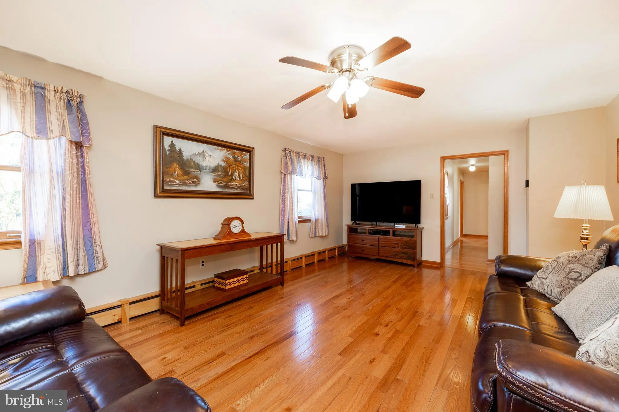 Glenmoore, Pennsylvania 19343, United States, 3 Bedrooms Bedrooms, ,3 BathroomsBathrooms,Residential,Pending,28911