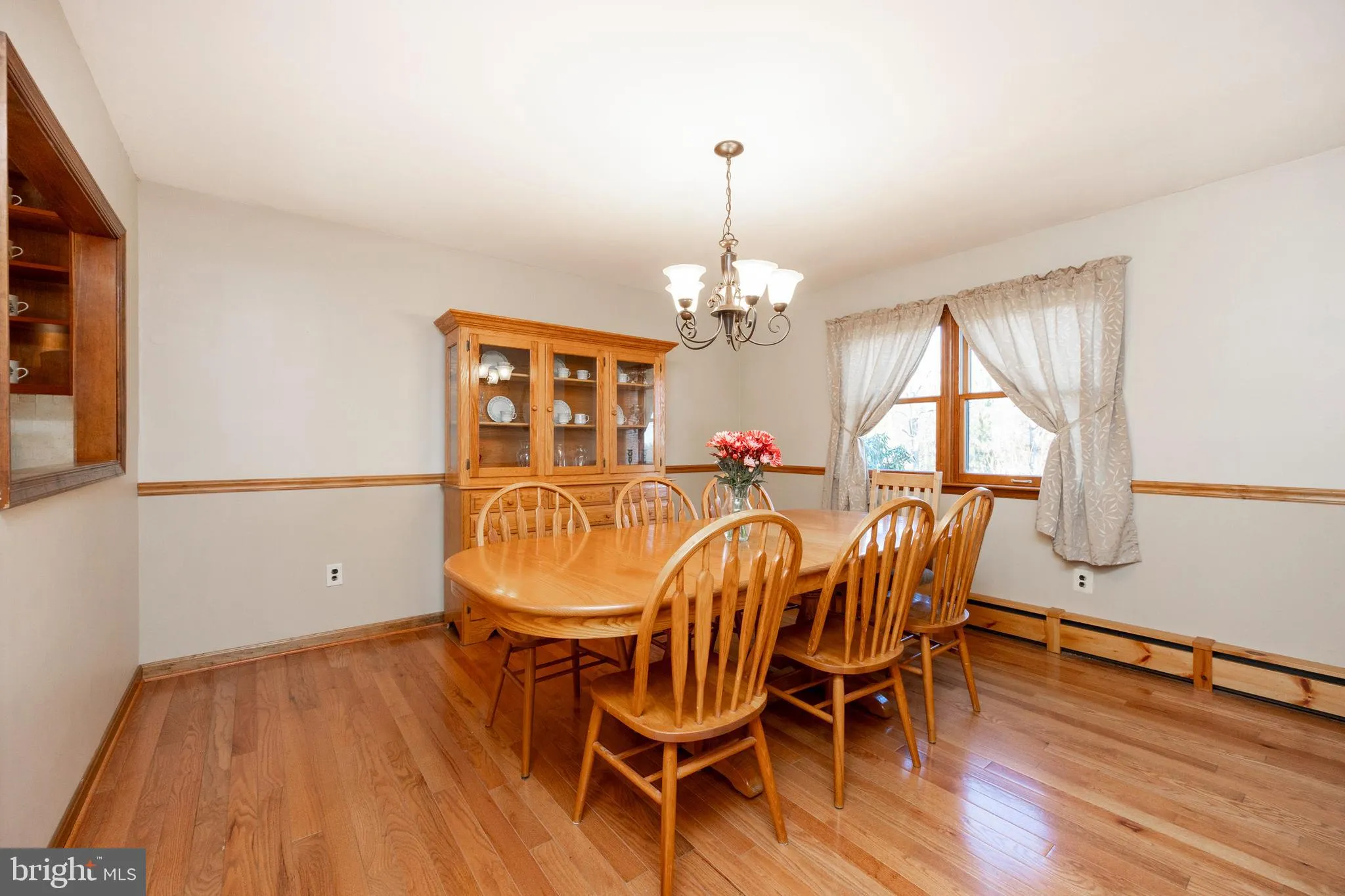 Glenmoore, Pennsylvania 19343, United States, 3 Bedrooms Bedrooms, ,3 BathroomsBathrooms,Residential,Pending,28911