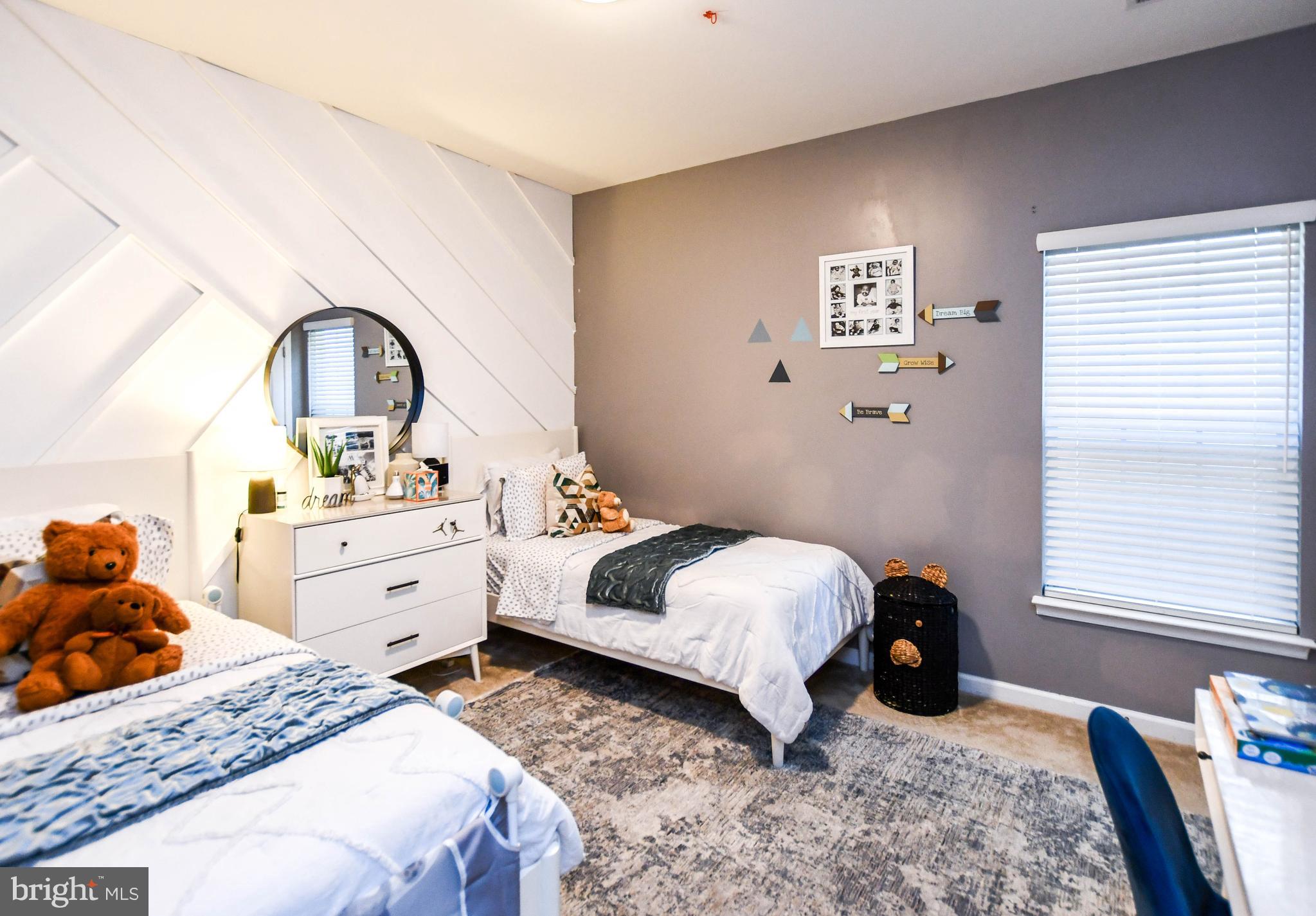 BRICK YARD STATION - Residential