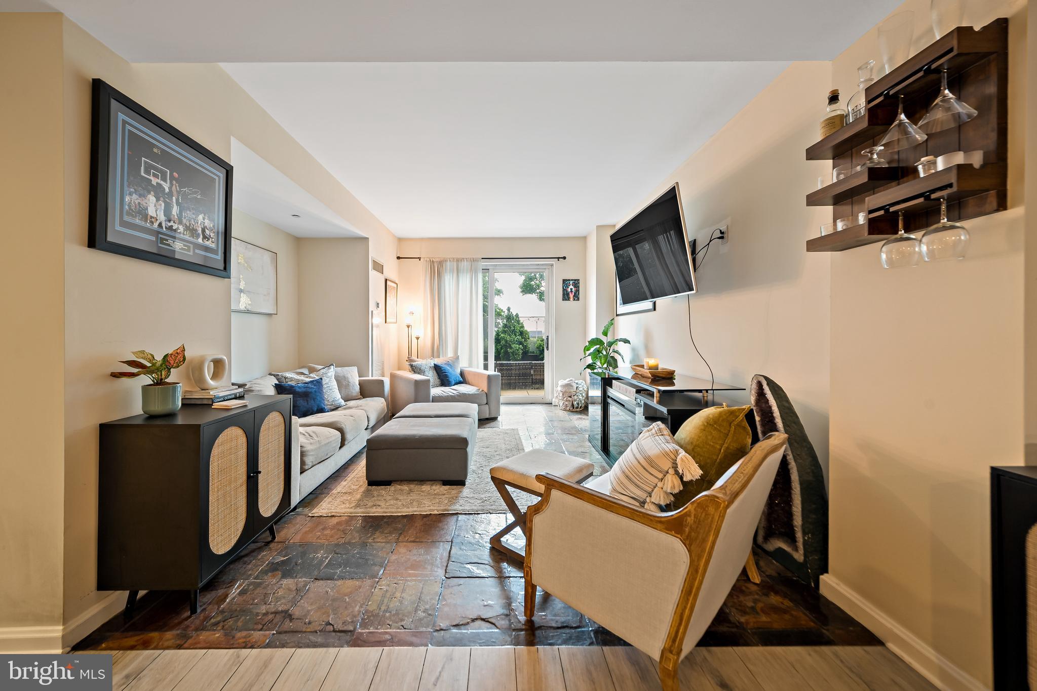 901 N PENN STREET P308