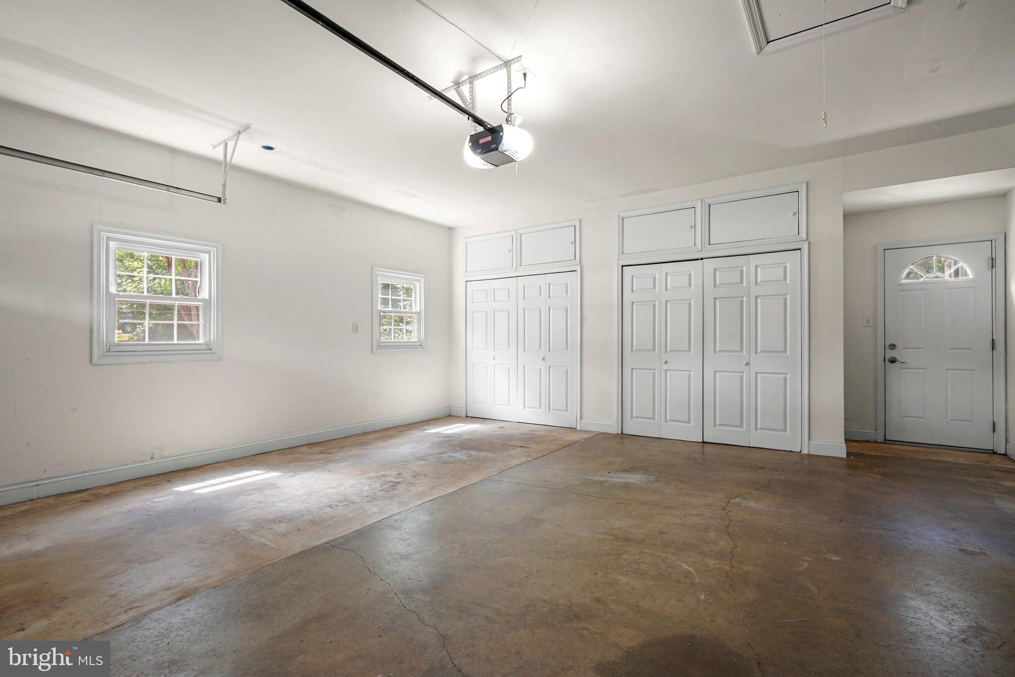 ORANGE HUNT ESTATES - Residential Lease