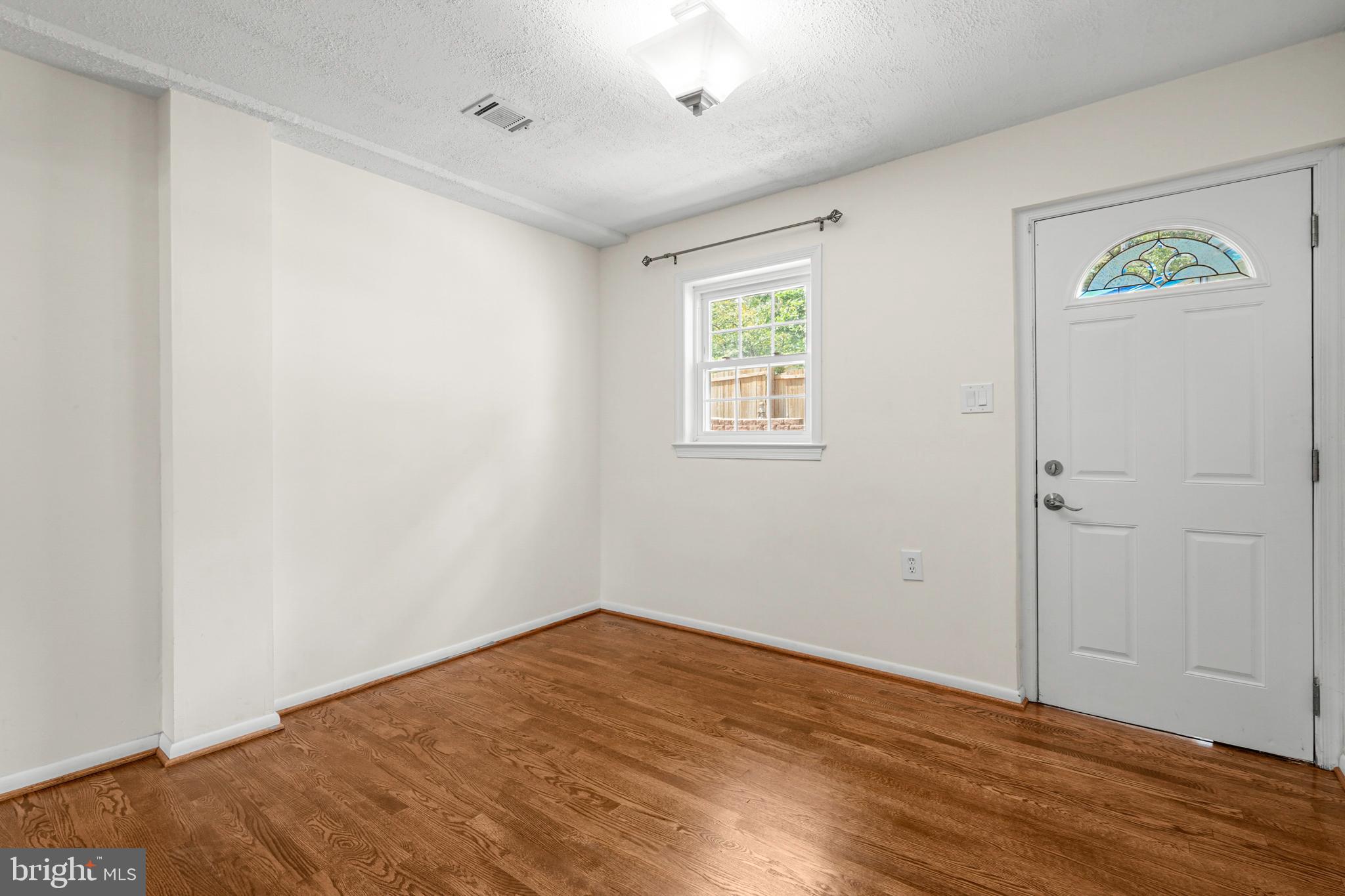 ORANGE HUNT ESTATES - Residential Lease