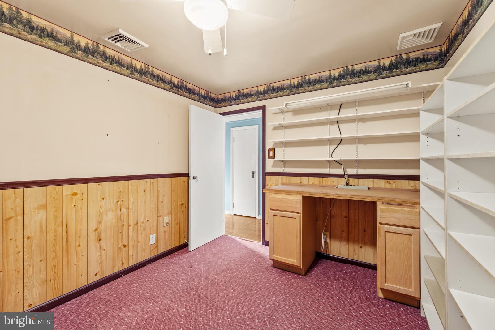 FAIRLESS HILLS - Residential