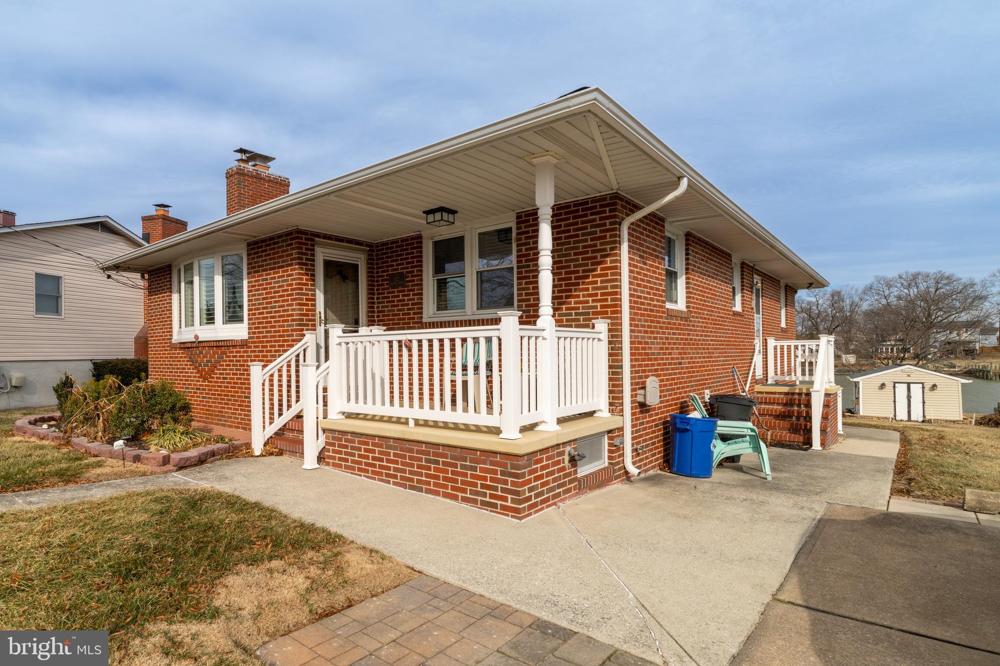 OAKLEIGH BEACH - Residential Lease