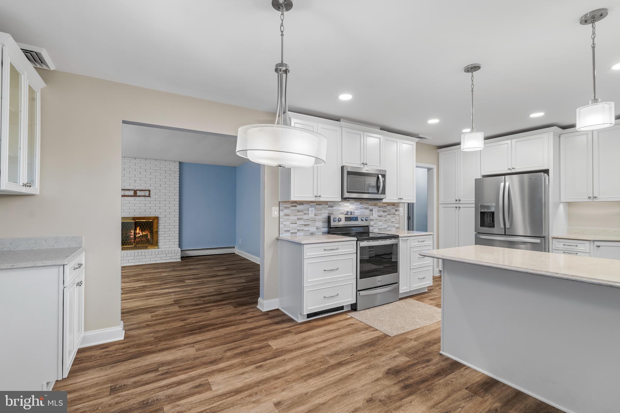 OAKLEIGH BEACH - Residential Lease