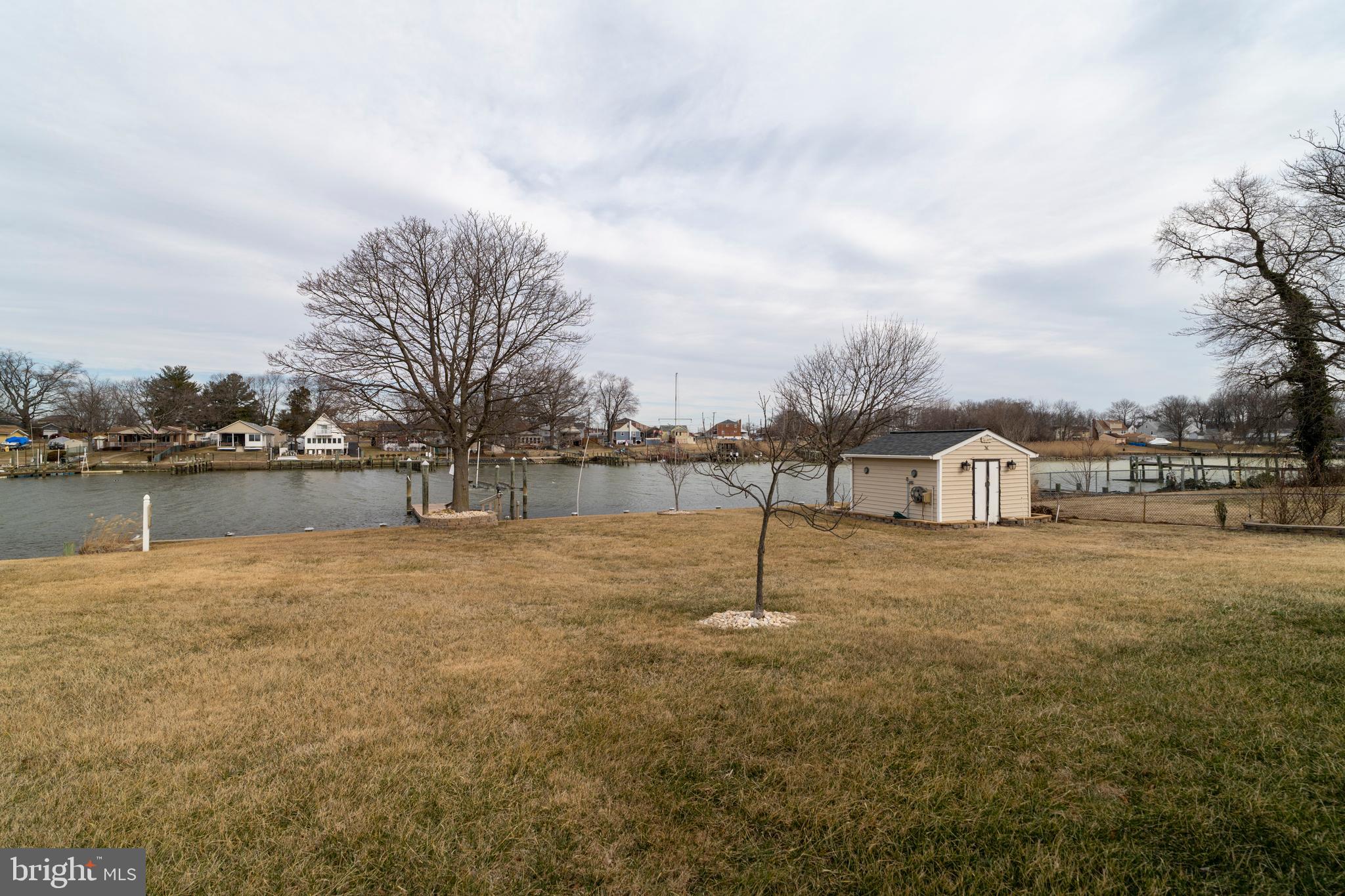 OAKLEIGH BEACH - Residential Lease