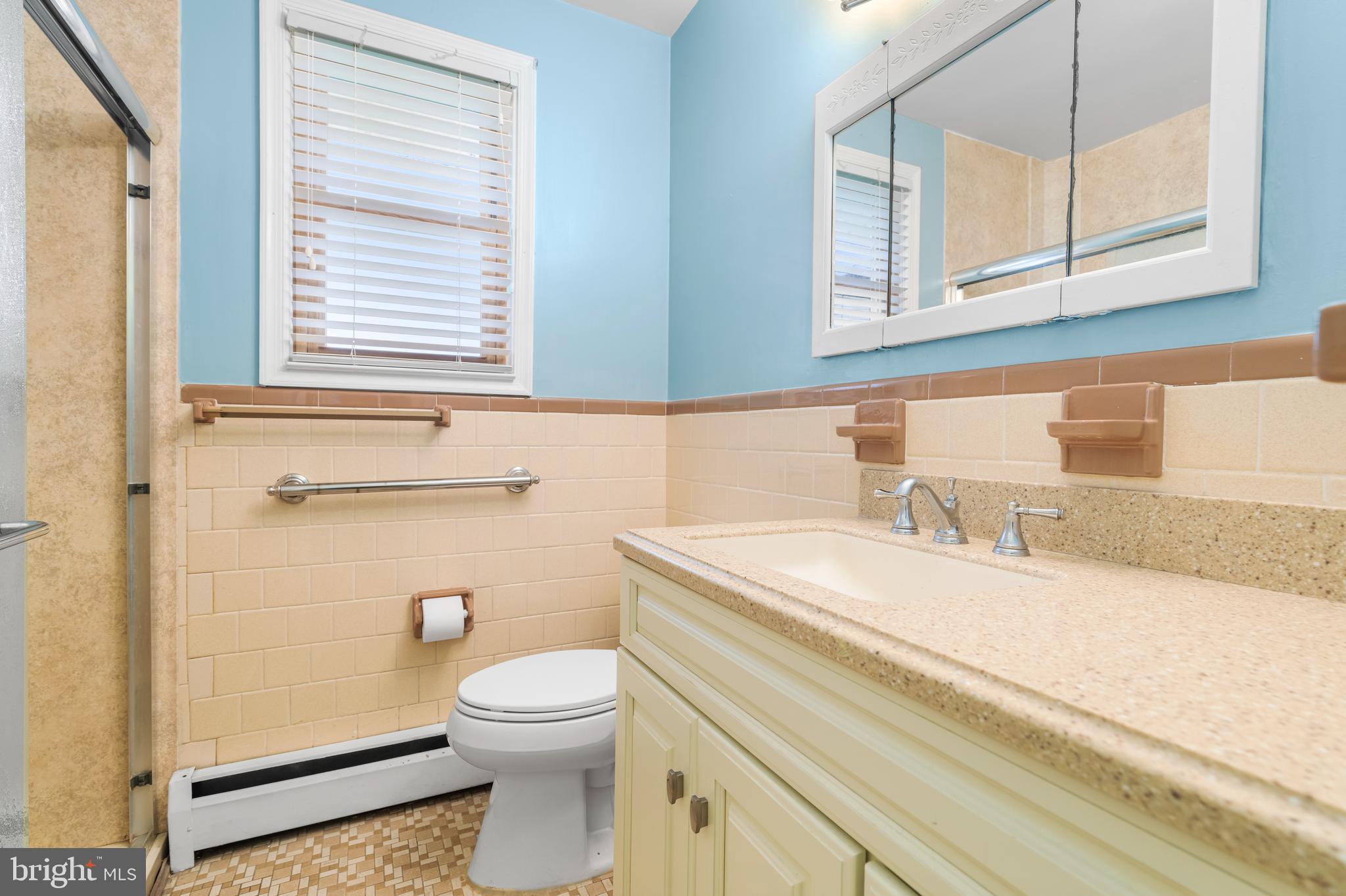 OAKLEIGH BEACH - Residential Lease