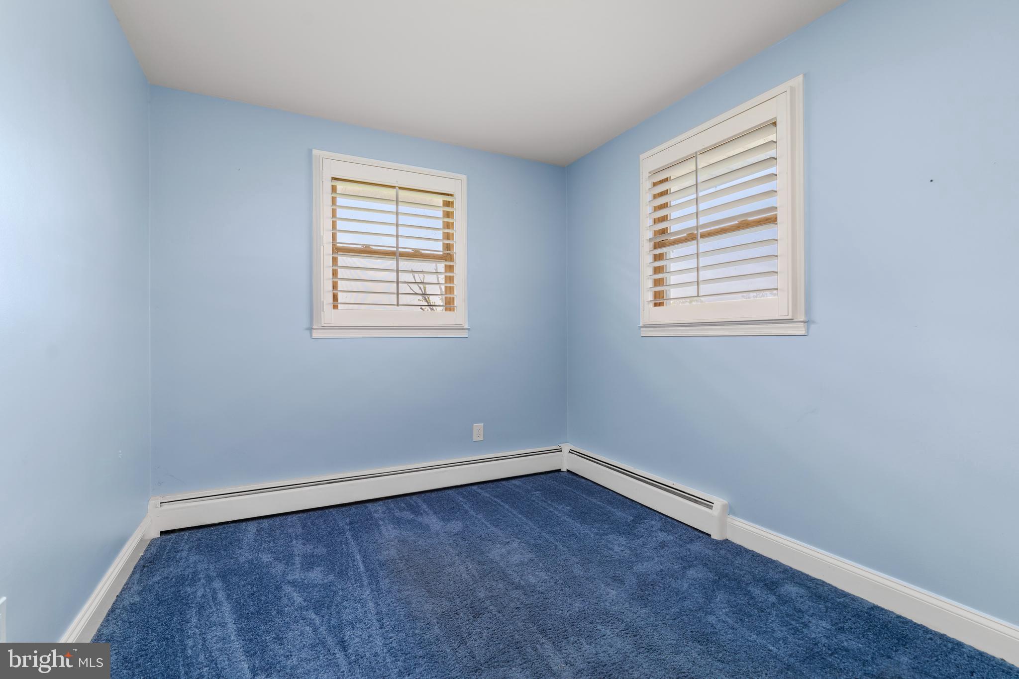 OAKLEIGH BEACH - Residential Lease