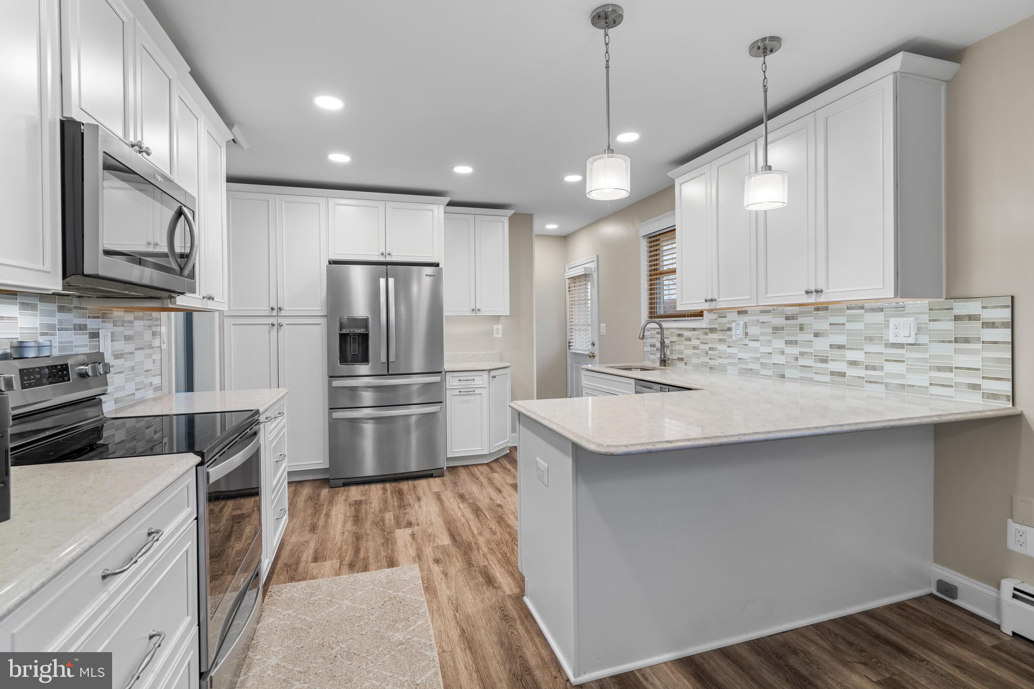 OAKLEIGH BEACH - Residential Lease