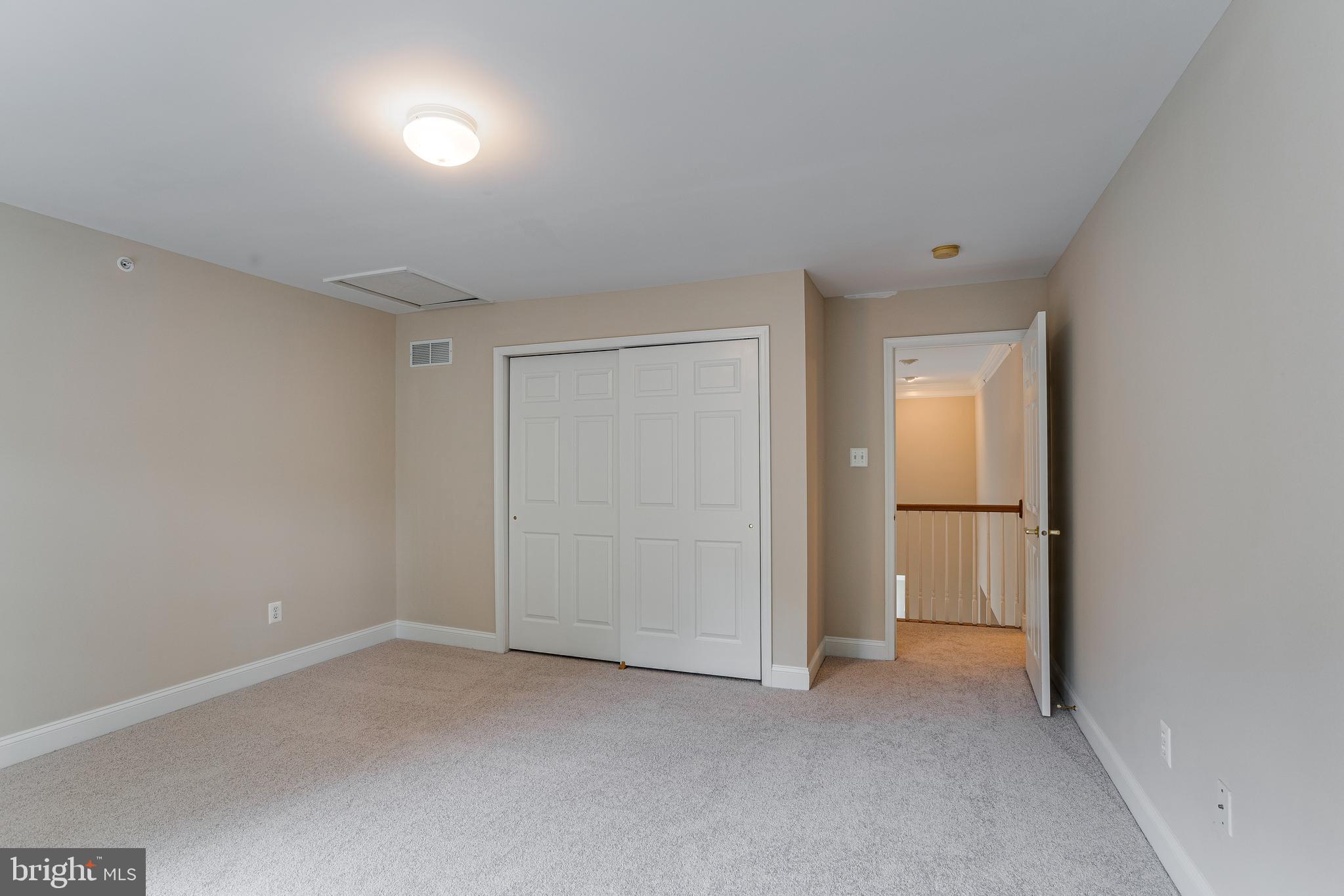 SPRINGTON CHASE - Residential