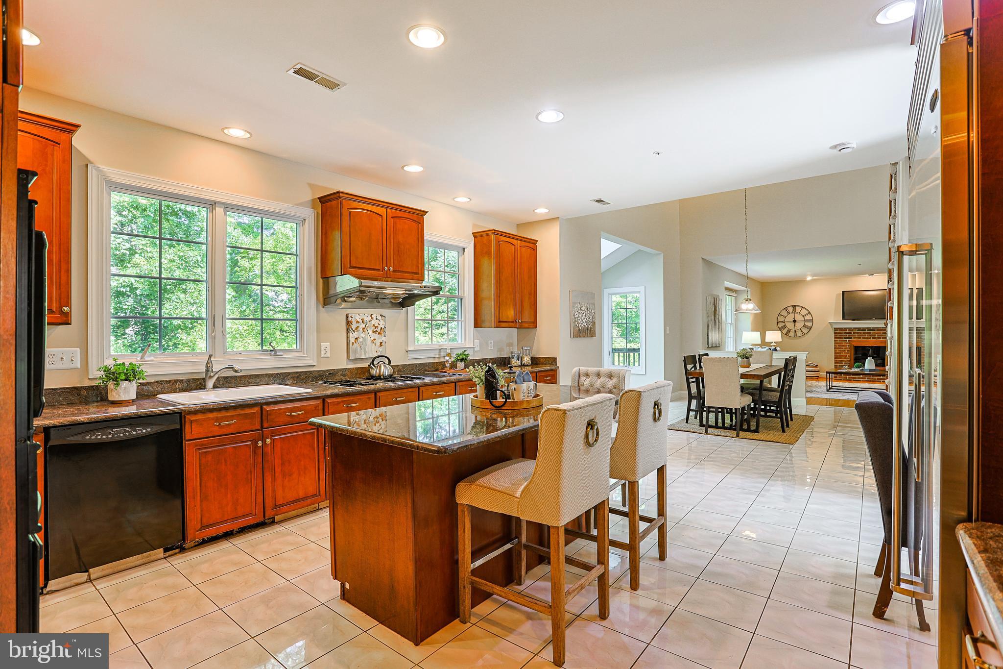 SPRINGTON CHASE - Residential