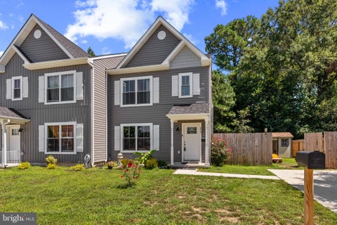 Townhouse For Sale - 819 Parkway Street<br/> Dorchester County, CAMBRIDGE, MD 21613