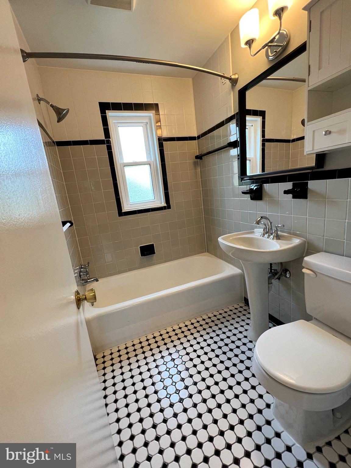 DEL RAY - Residential Lease