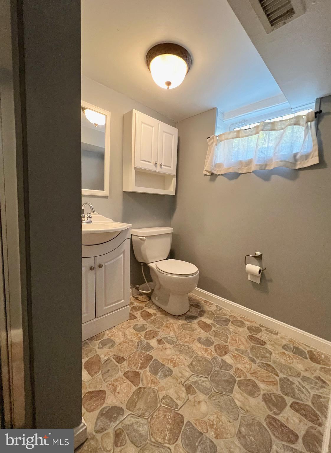 DEL RAY - Residential Lease