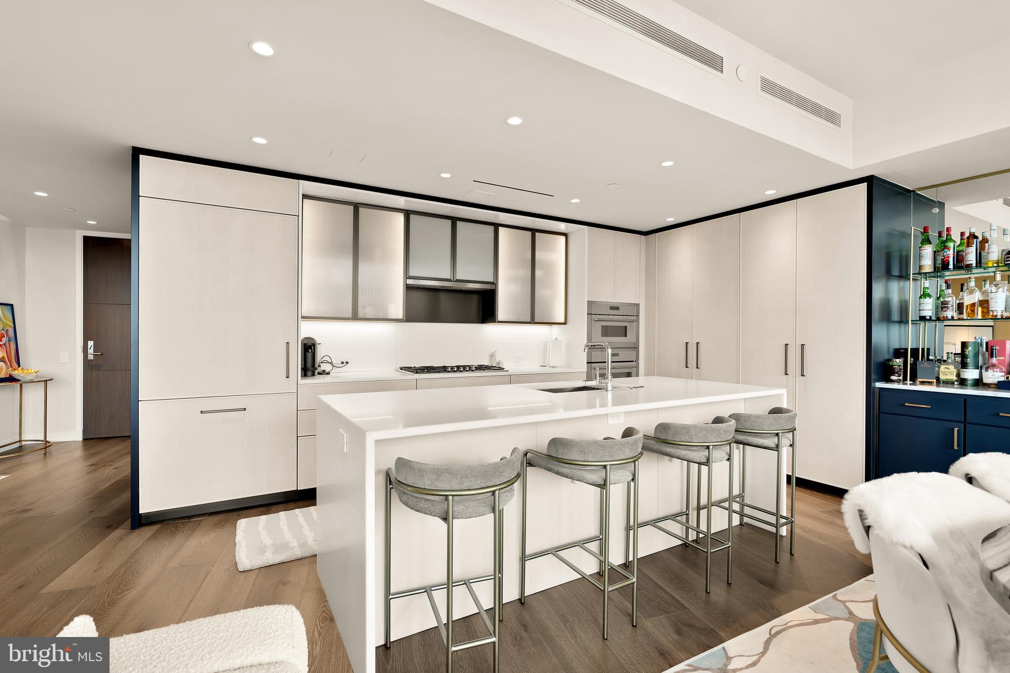 601 WHARF STREET SW 804