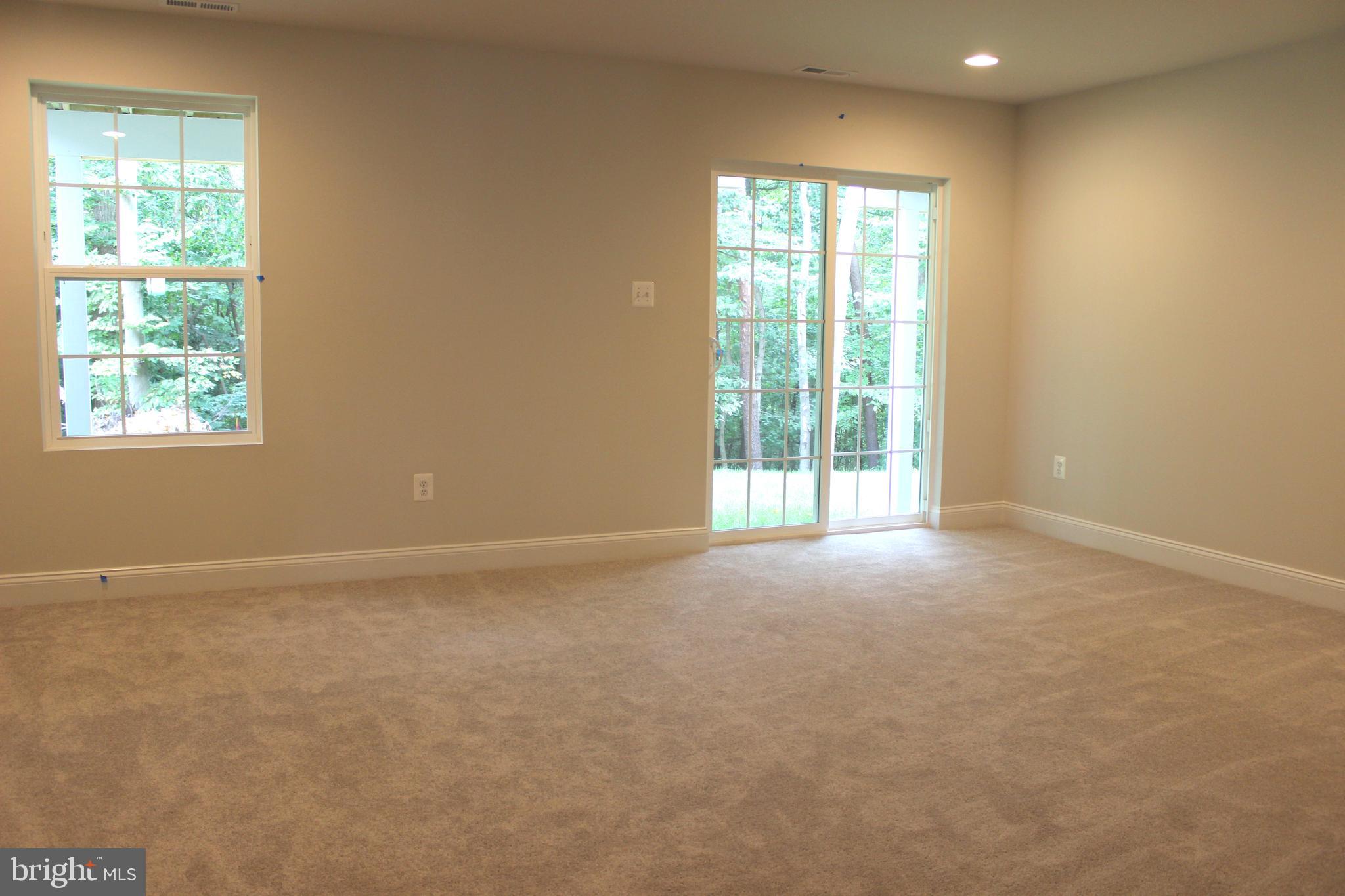 SPRING CREEK - Residential Lease