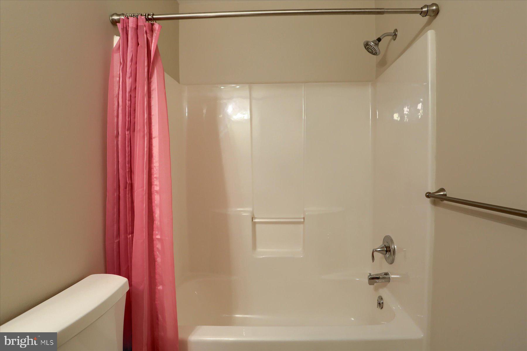 CAPITAL RIDGE - Residential