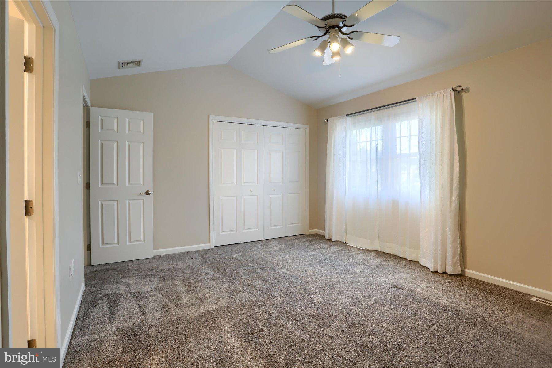 CAPITAL RIDGE - Residential