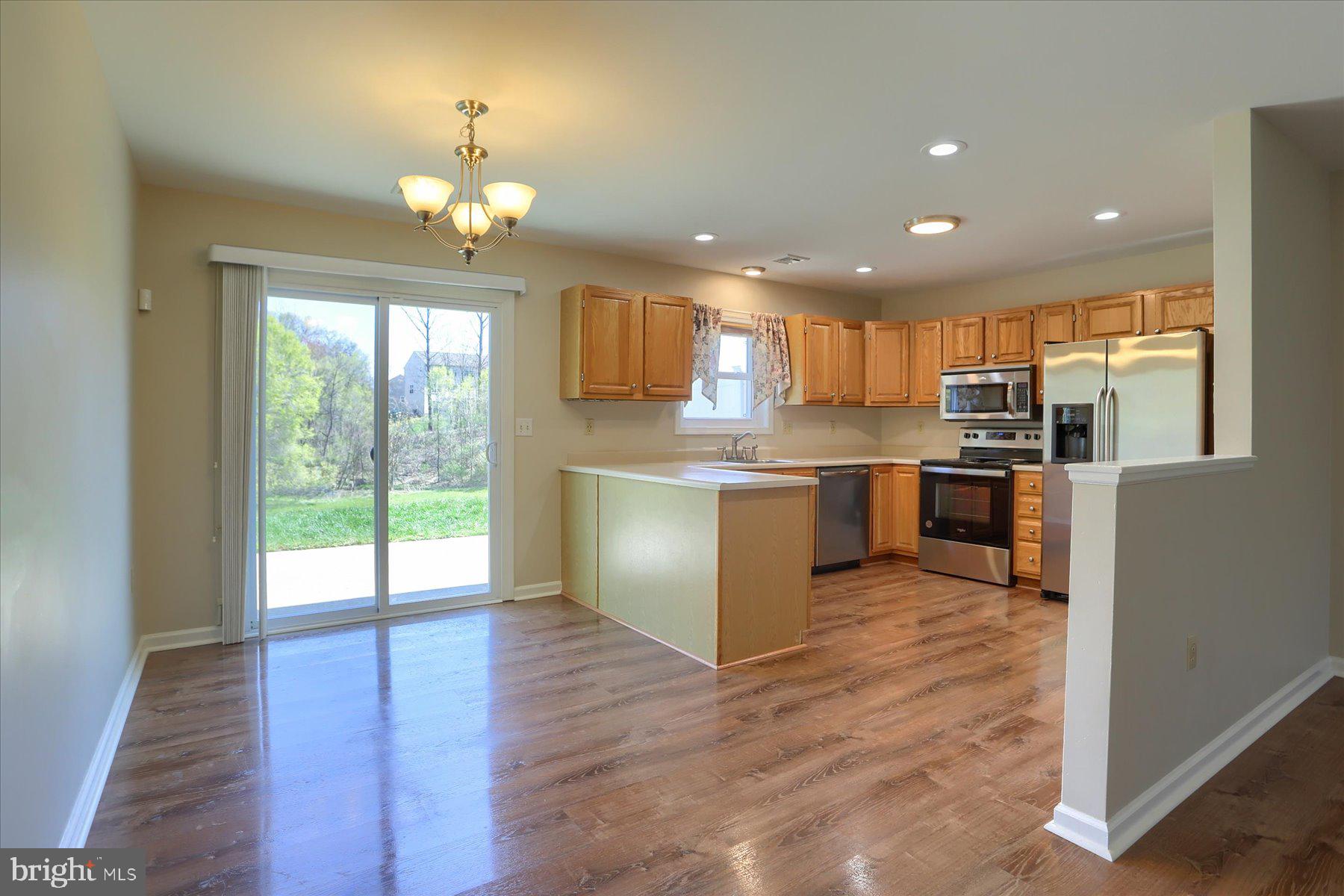 CAPITAL RIDGE - Residential