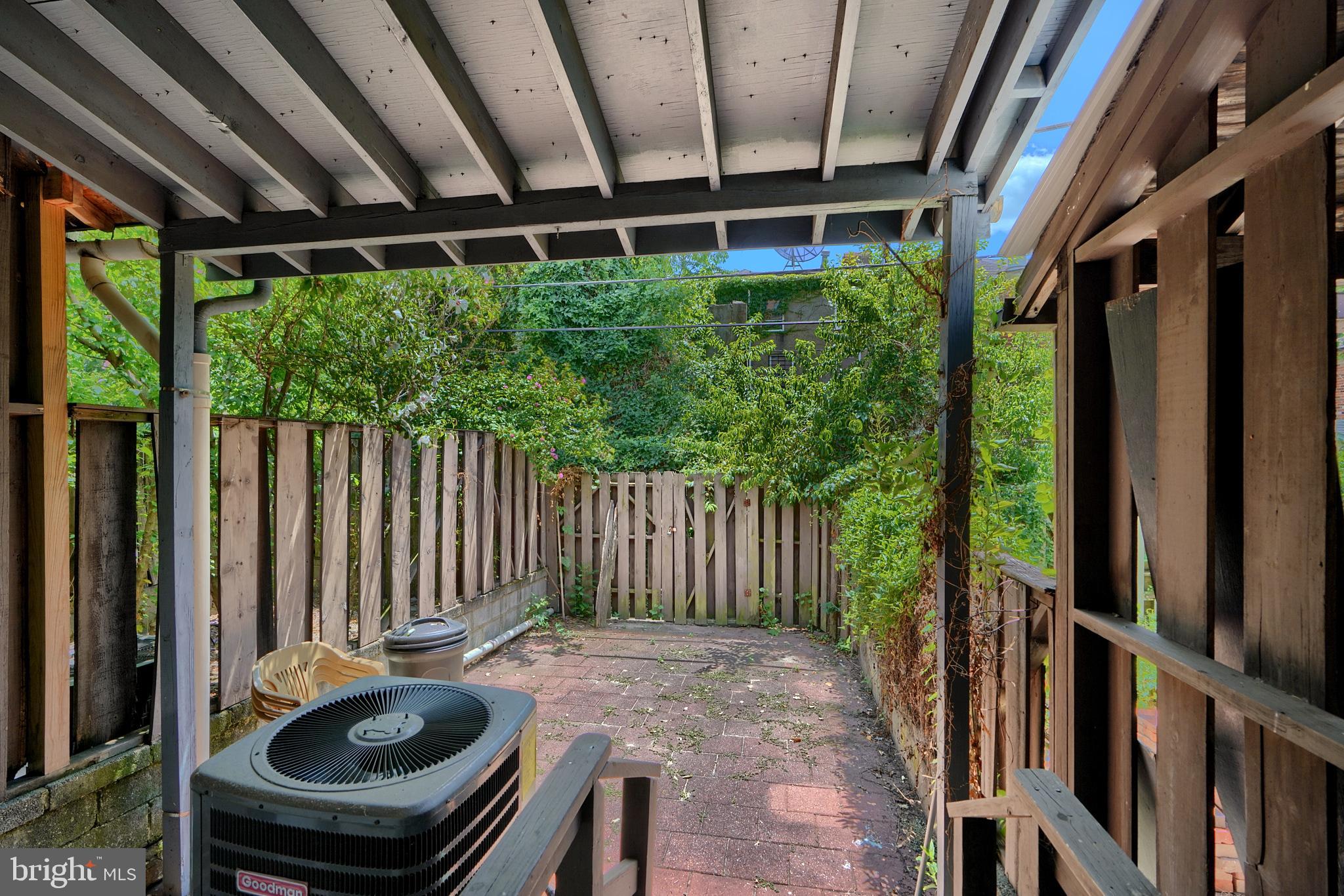 RIDGELY'S DELIGHT - Residential