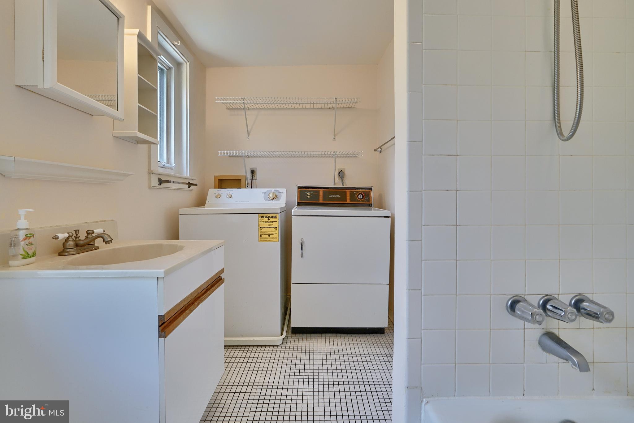 RIDGELY'S DELIGHT - Residential