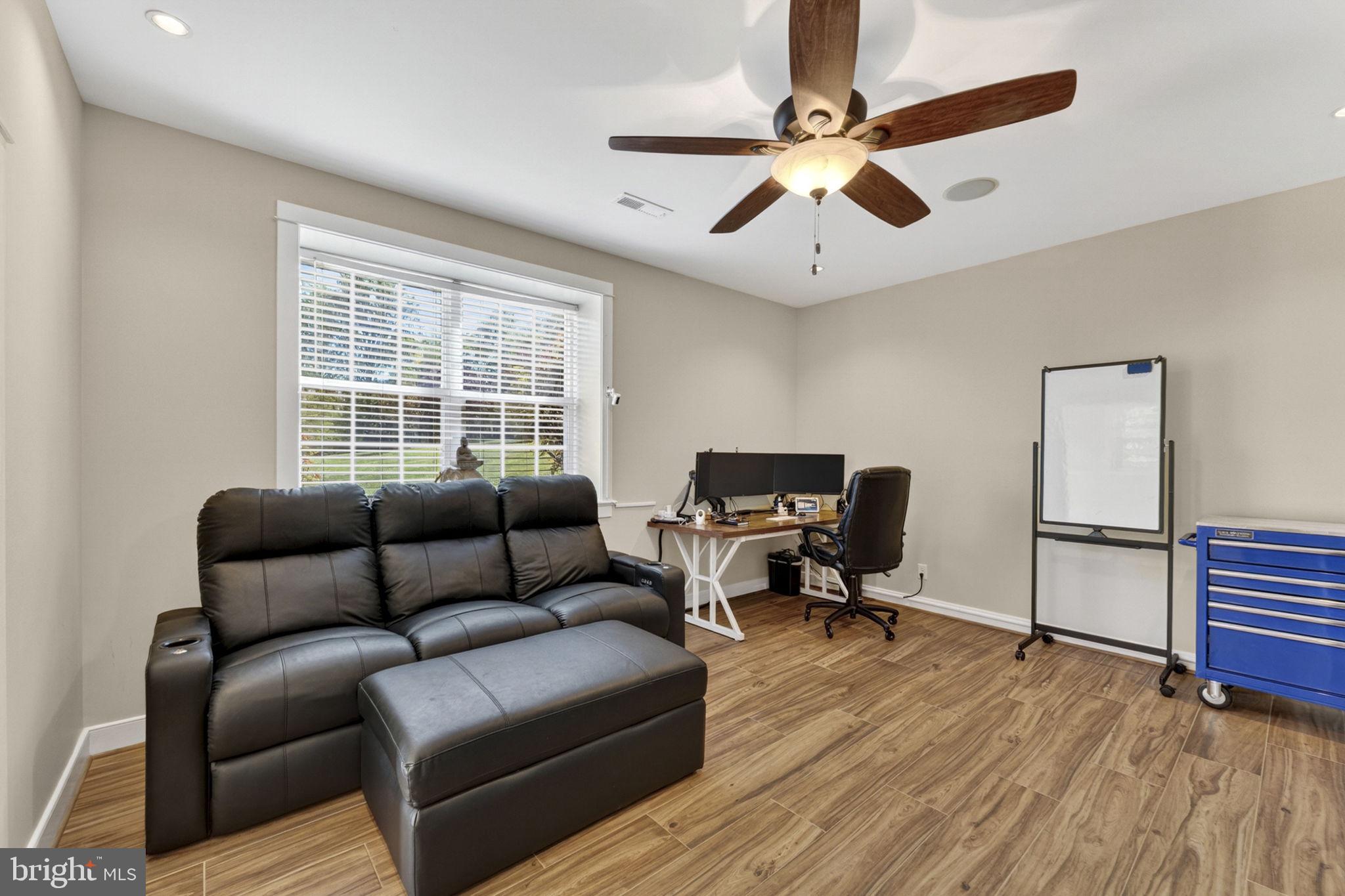 CEDARBROOKE - Residential