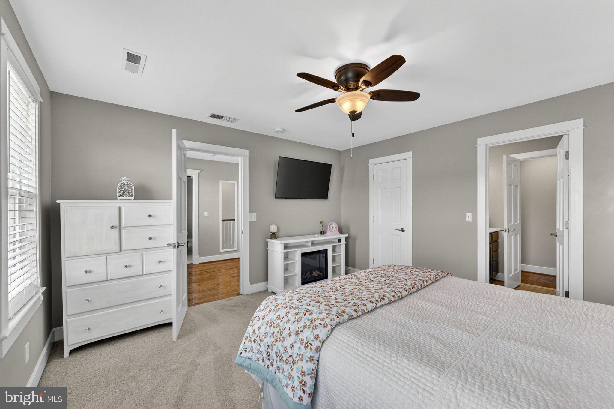 CEDARBROOKE - Residential