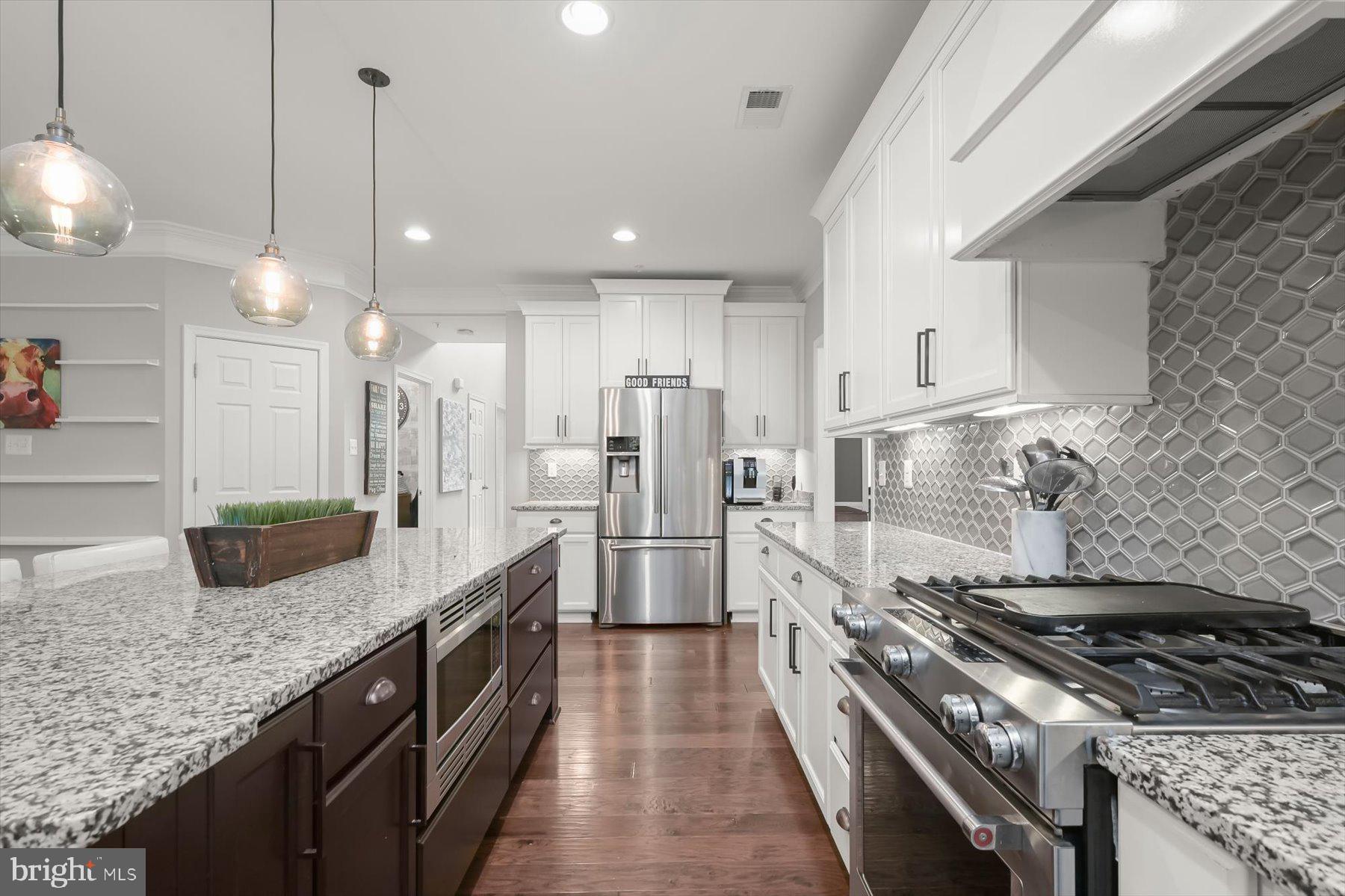 MARSHALEE ESTATES - Residential