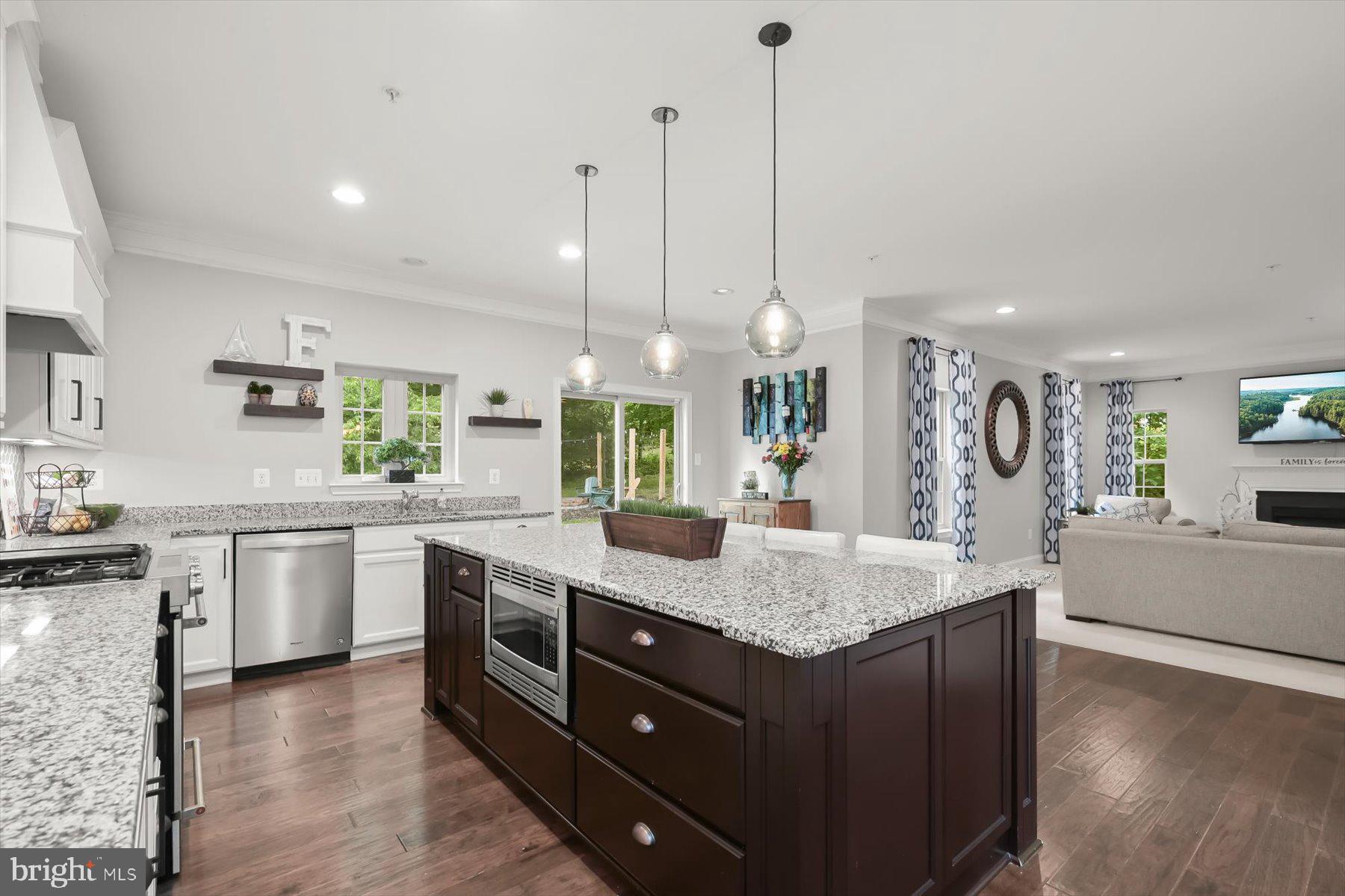 MARSHALEE ESTATES - Residential