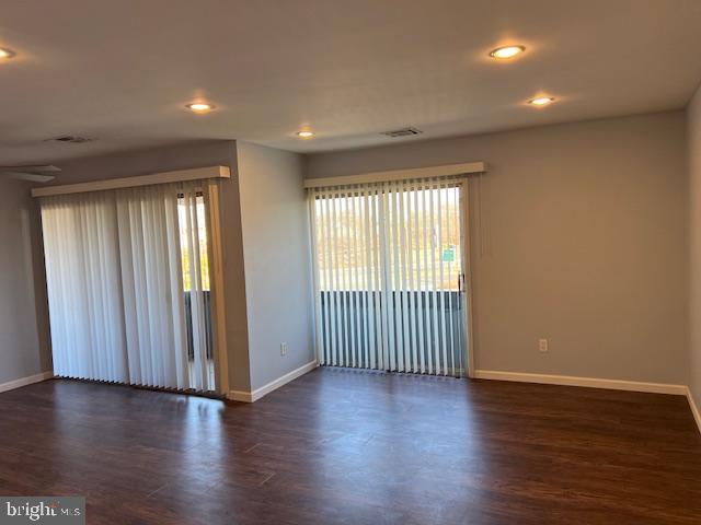 PINE CONDOMINIUM - Residential