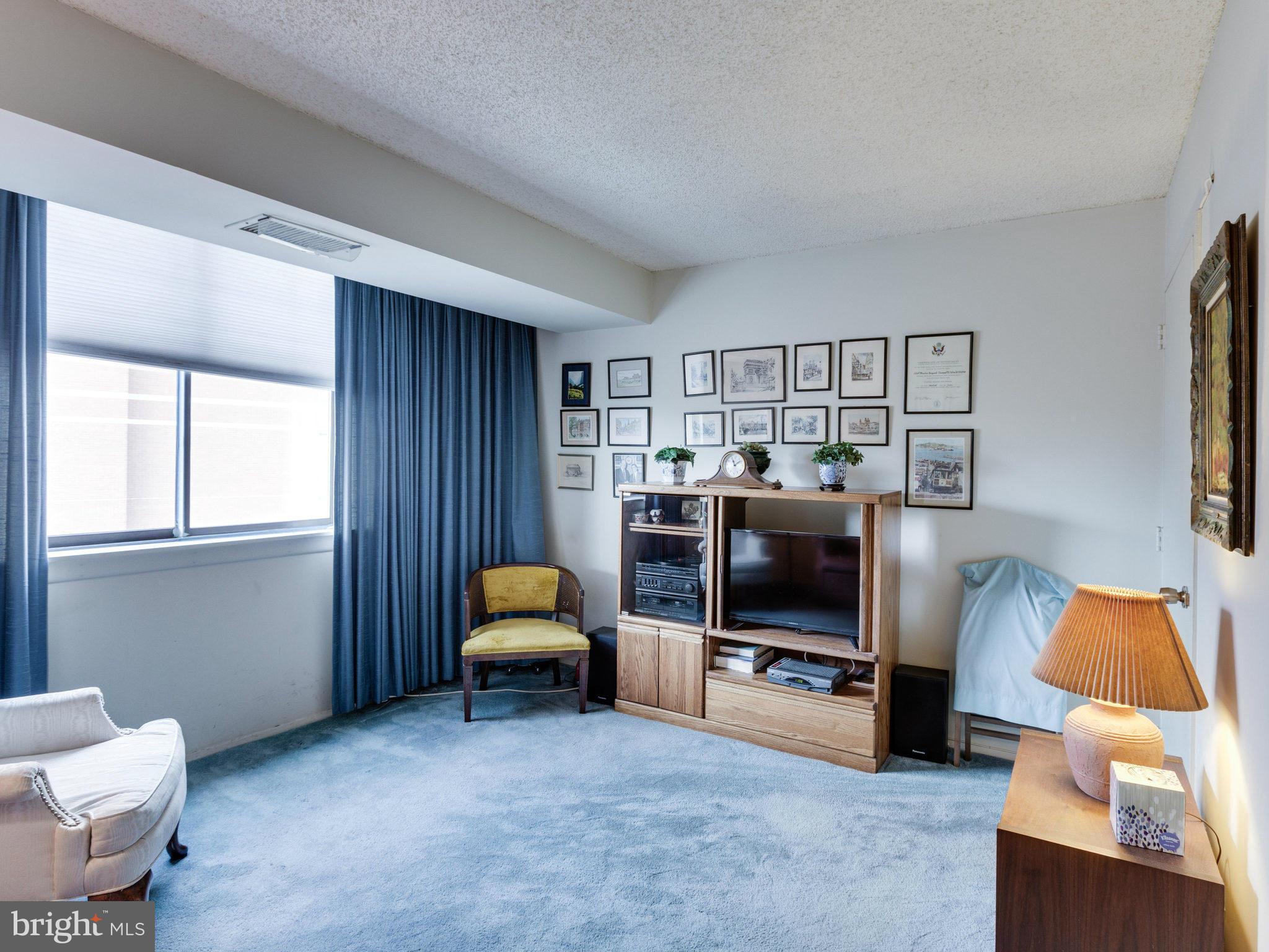 TOWER VILLAS - Residential