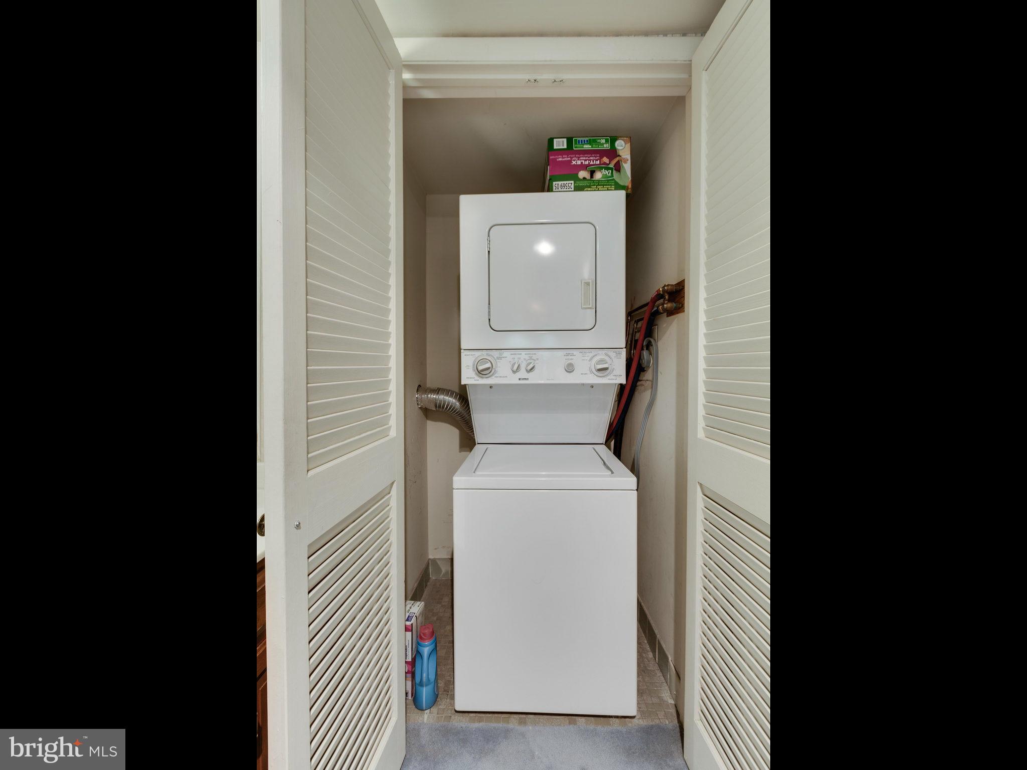 TOWER VILLAS - Residential