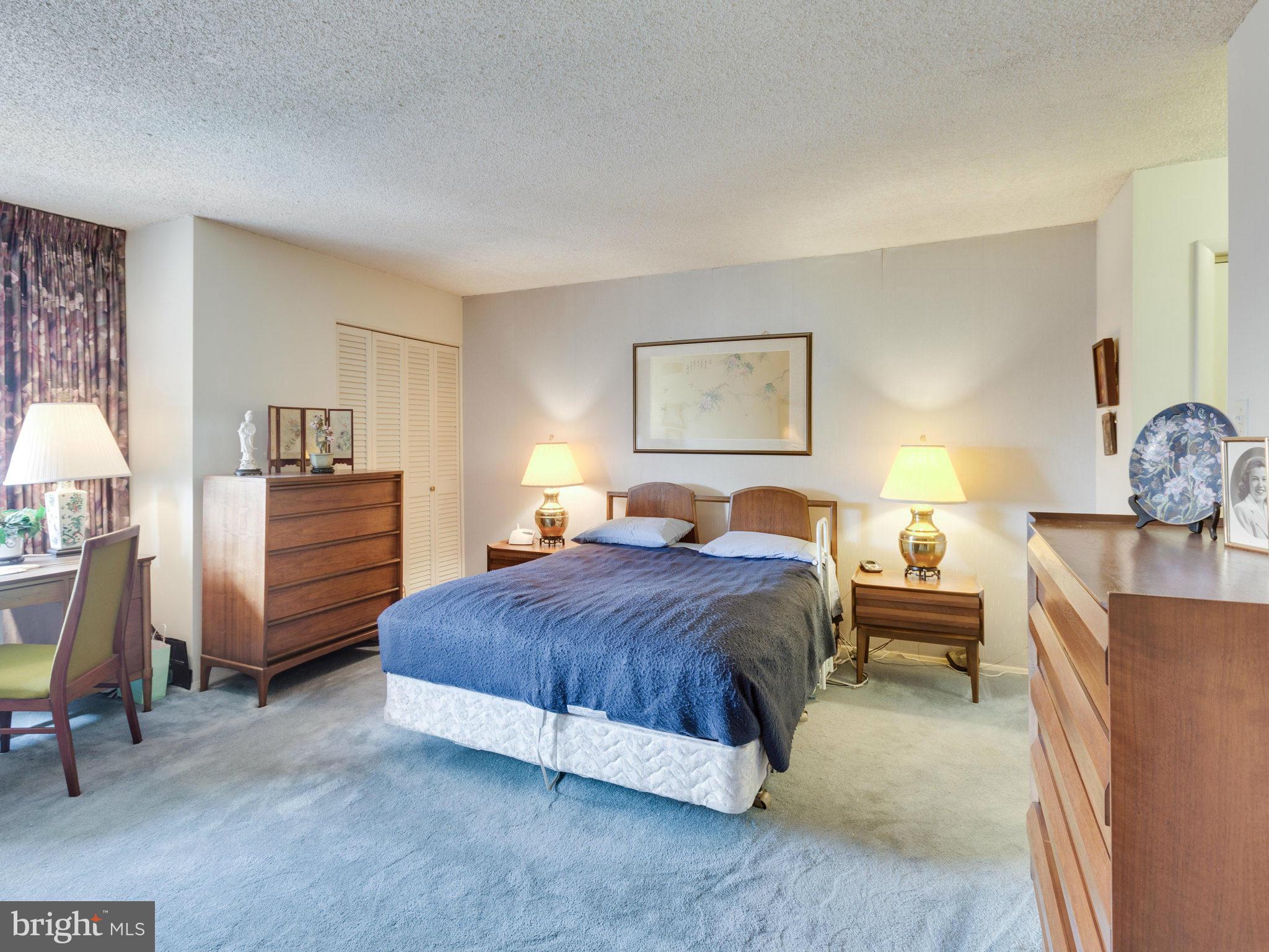 TOWER VILLAS - Residential