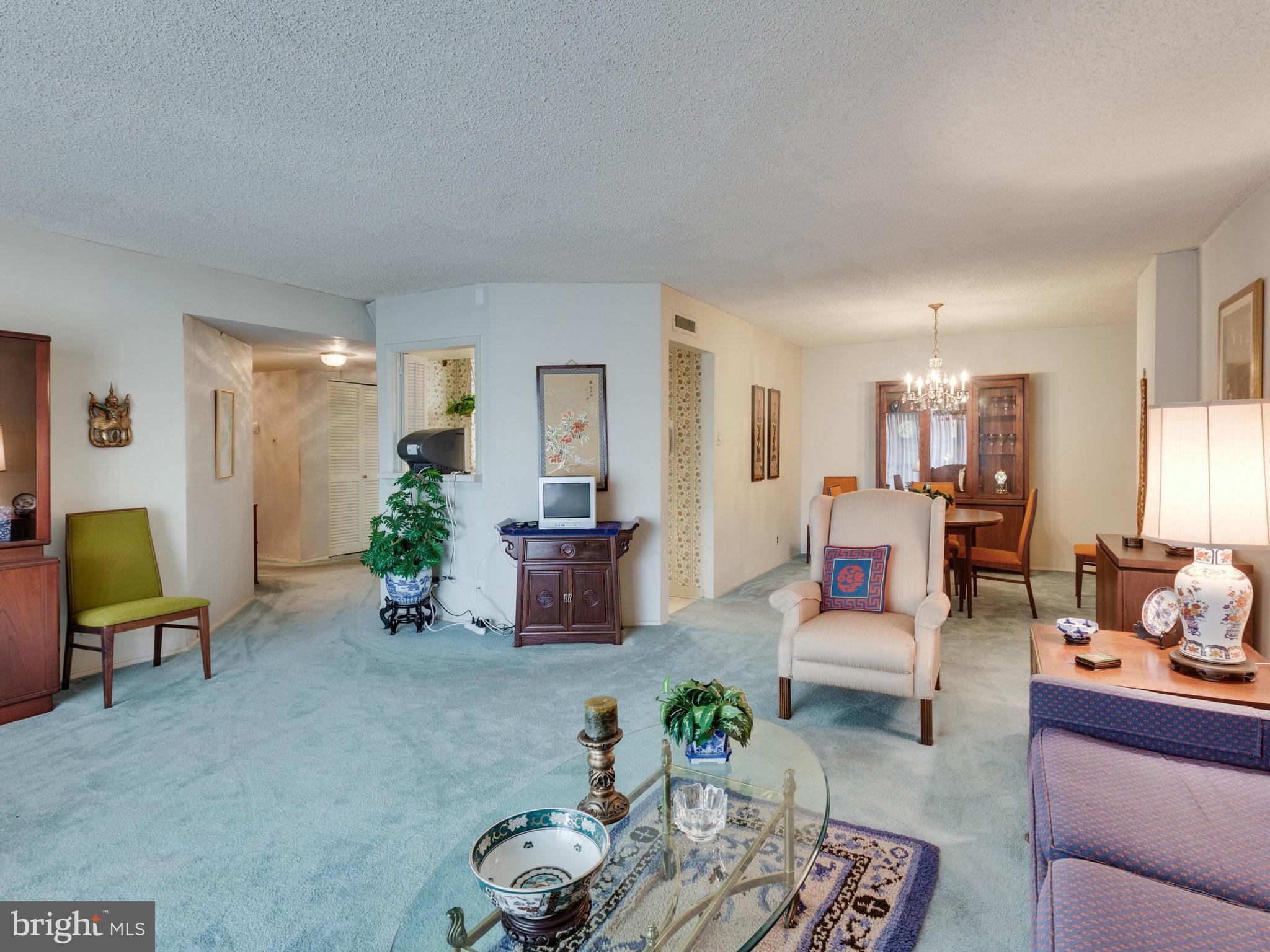 TOWER VILLAS - Residential