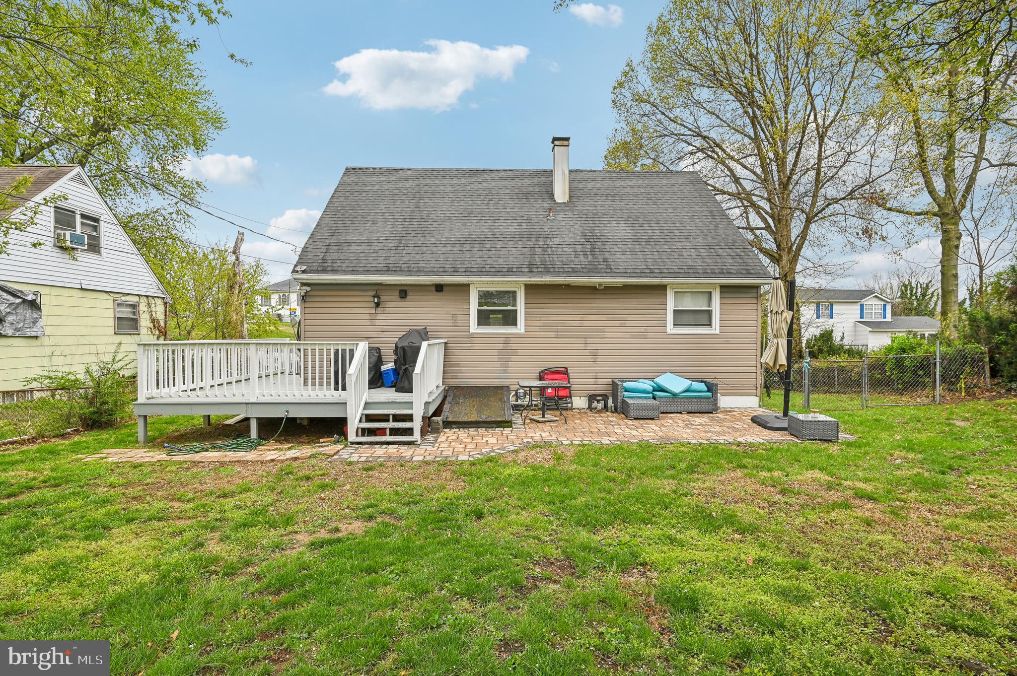 ROLAND TERRACE - Residential