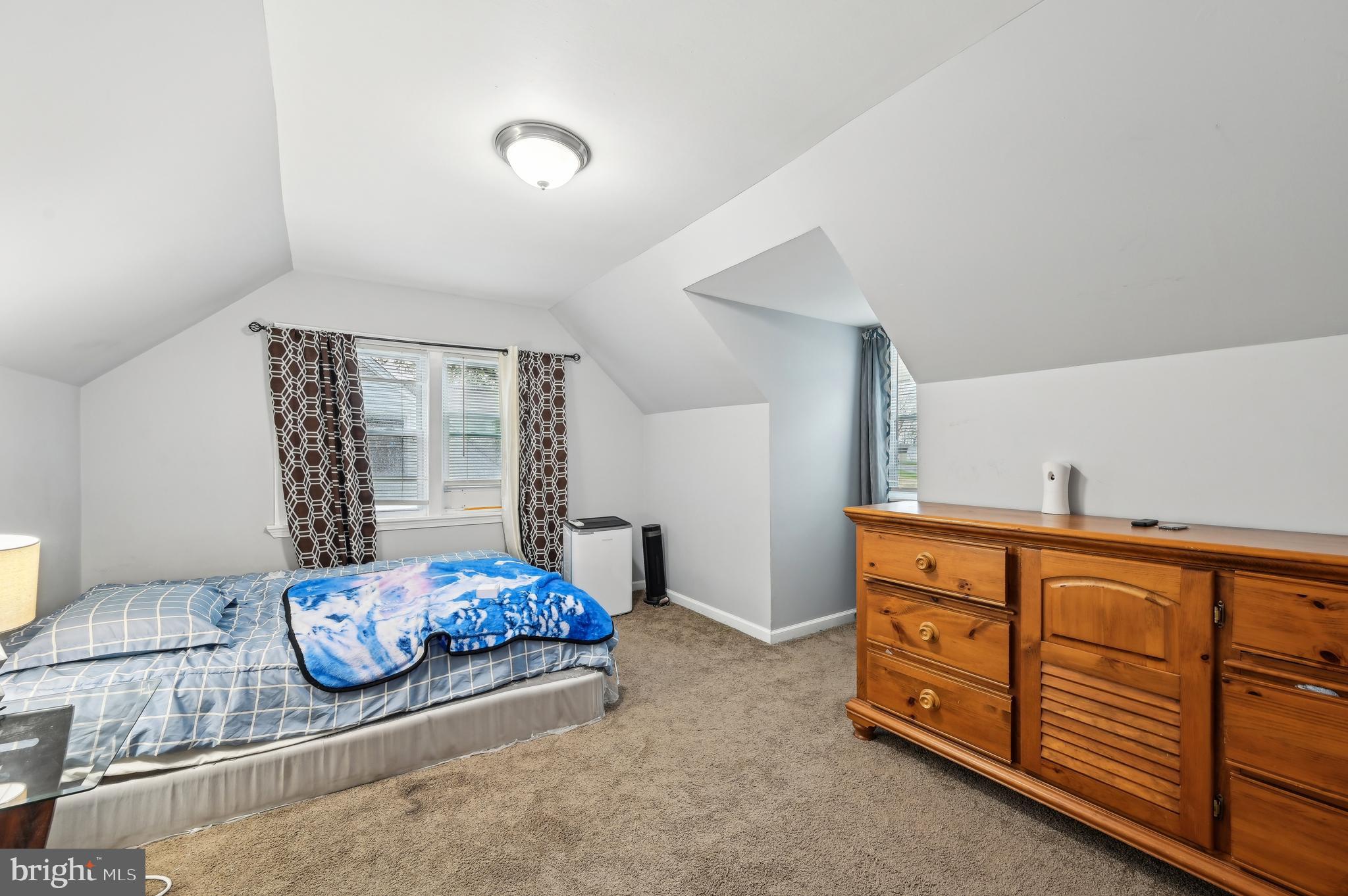 ROLAND TERRACE - Residential