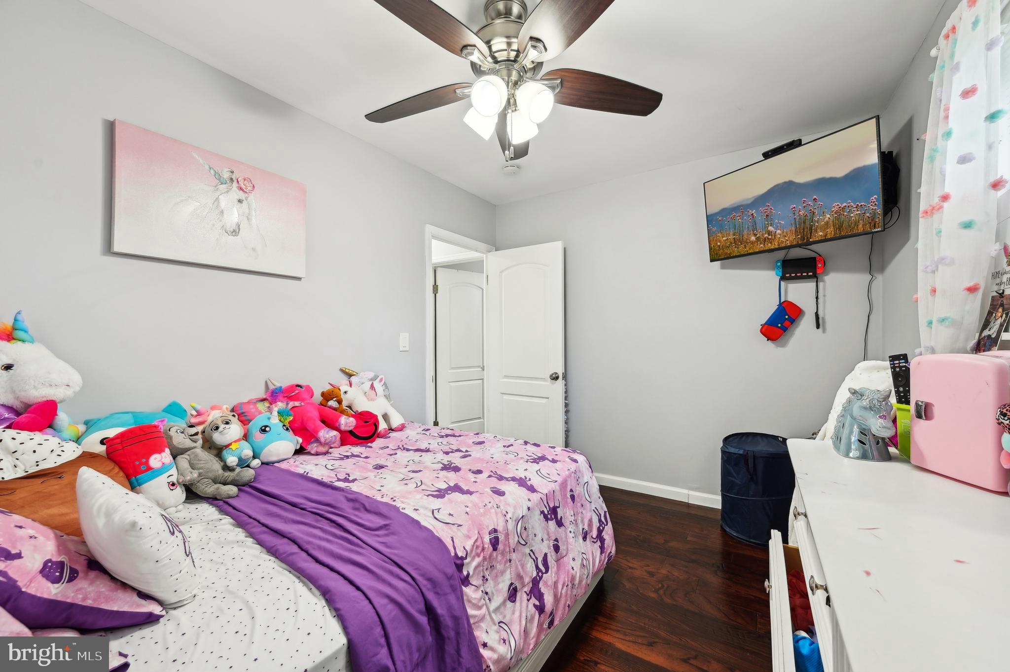 ROLAND TERRACE - Residential