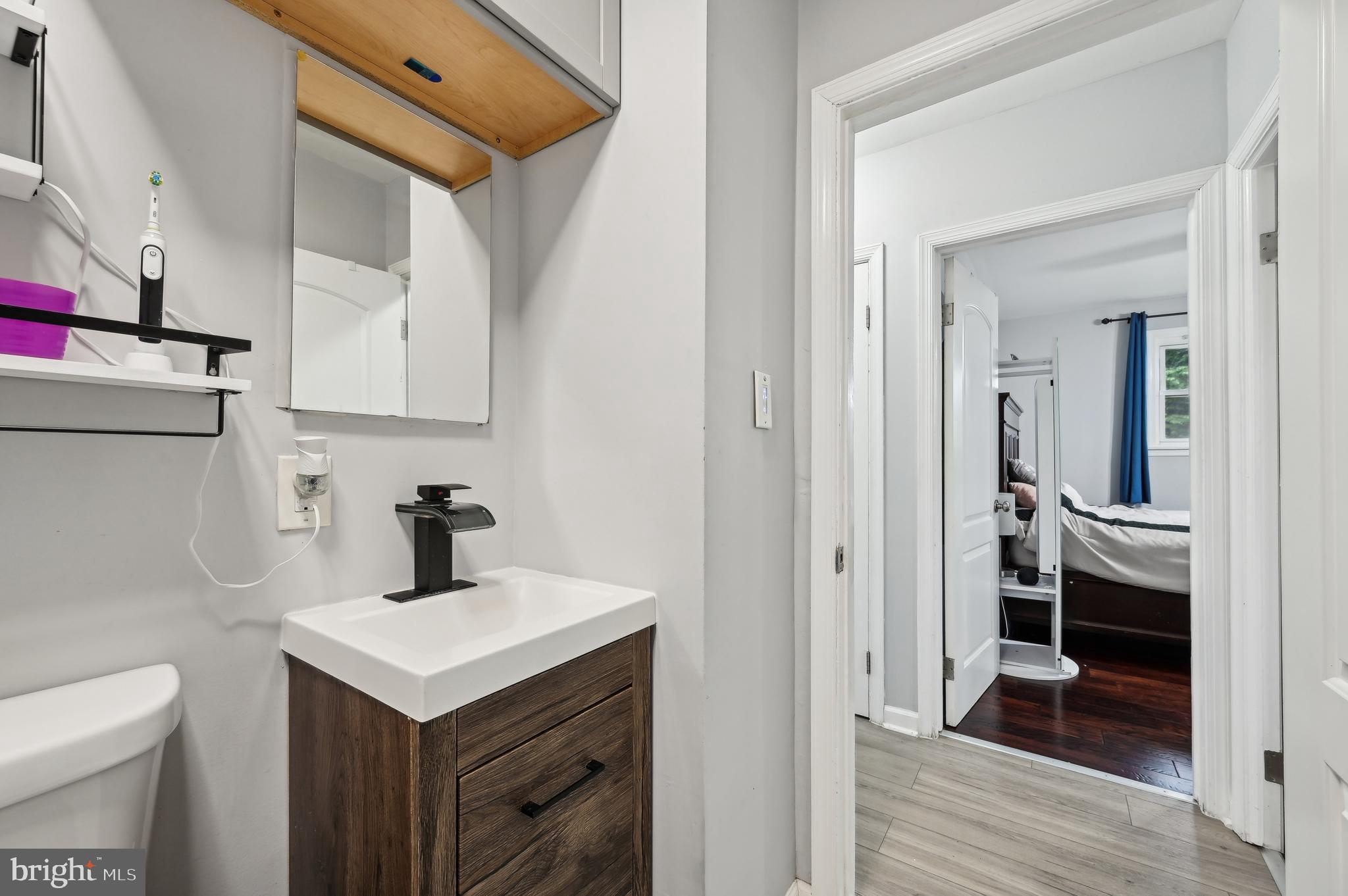 ROLAND TERRACE - Residential