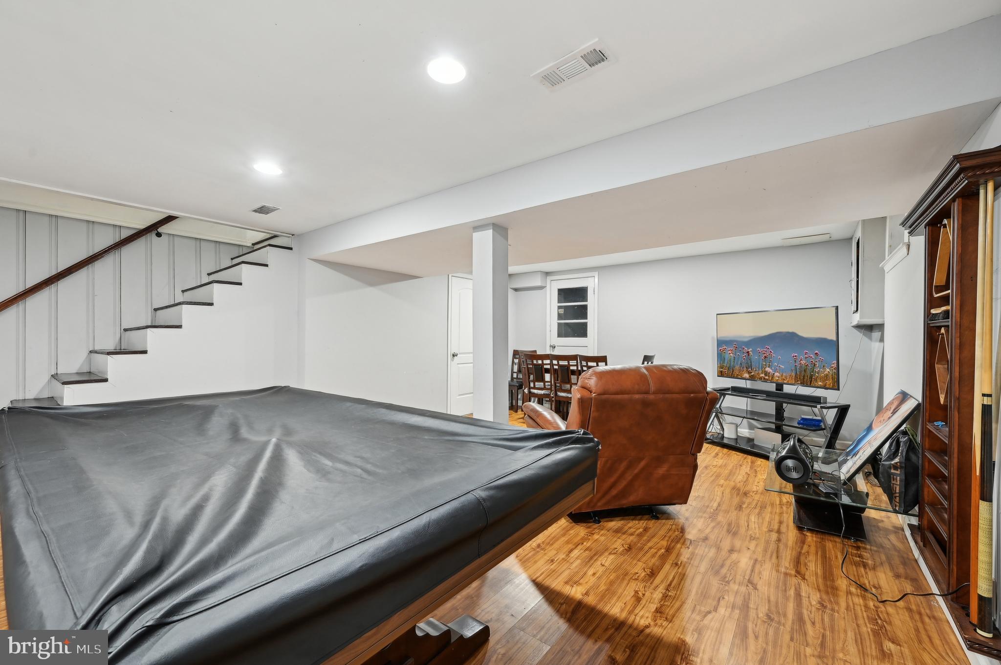 ROLAND TERRACE - Residential