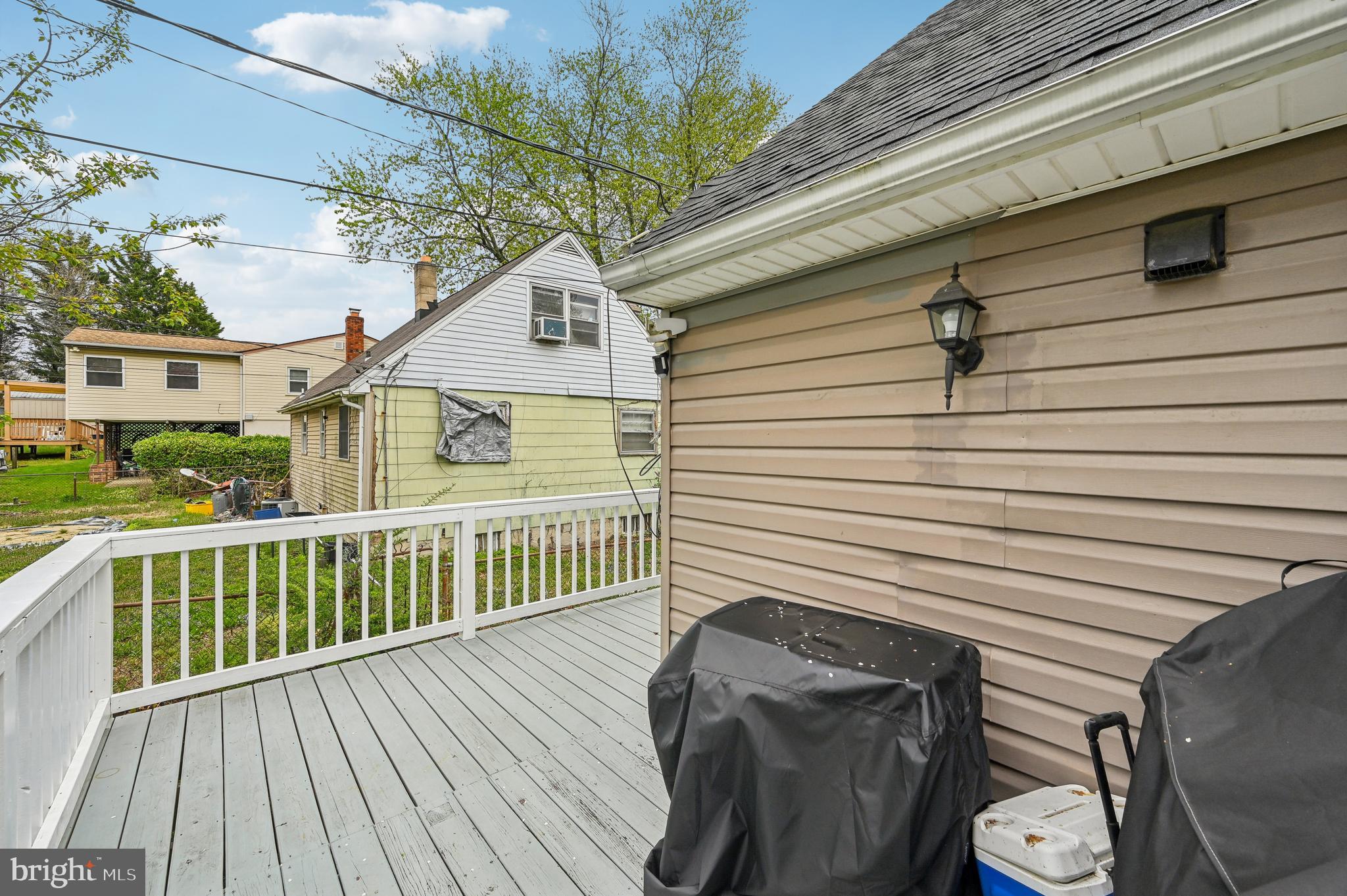 ROLAND TERRACE - Residential