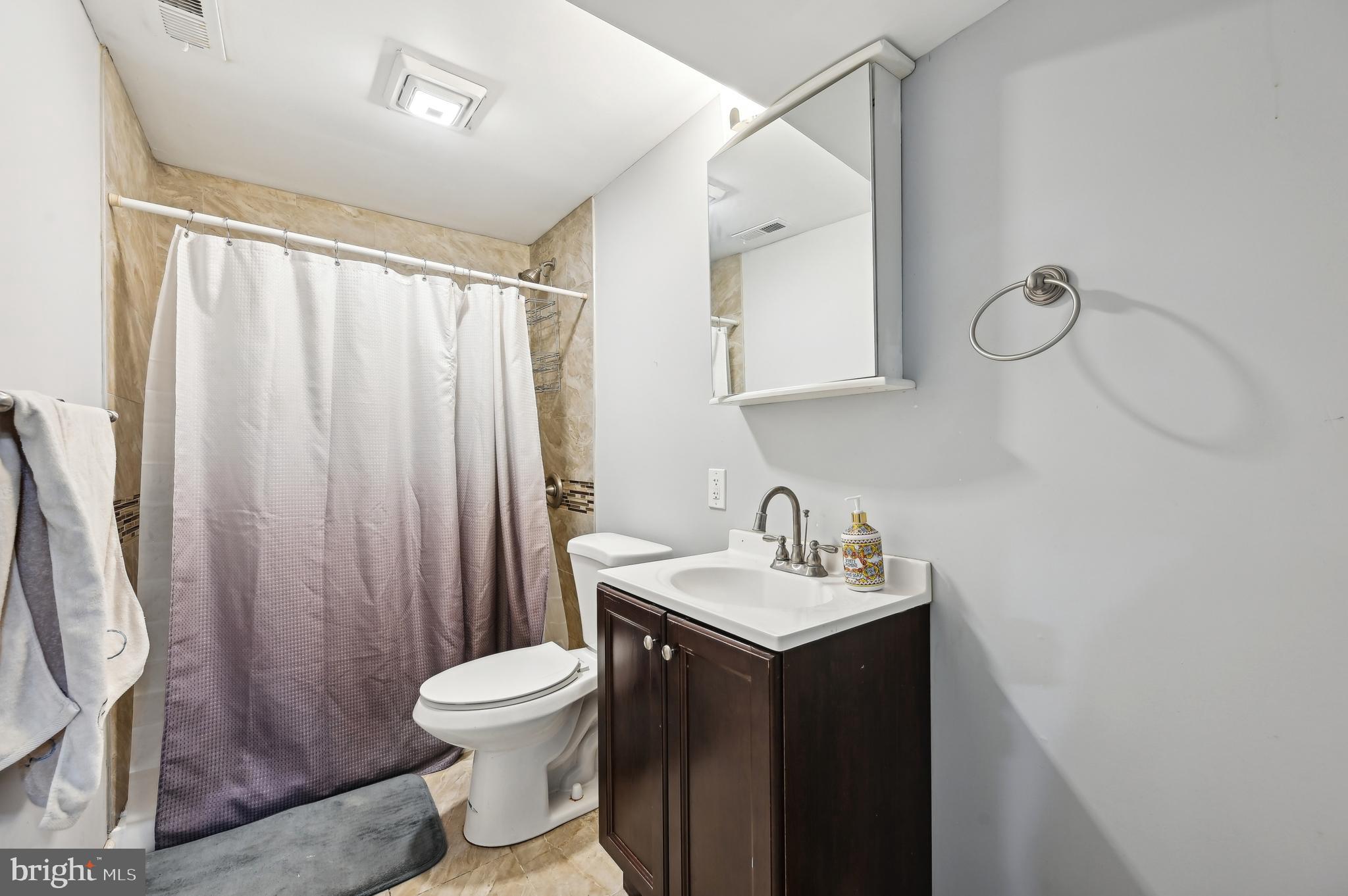 ROLAND TERRACE - Residential