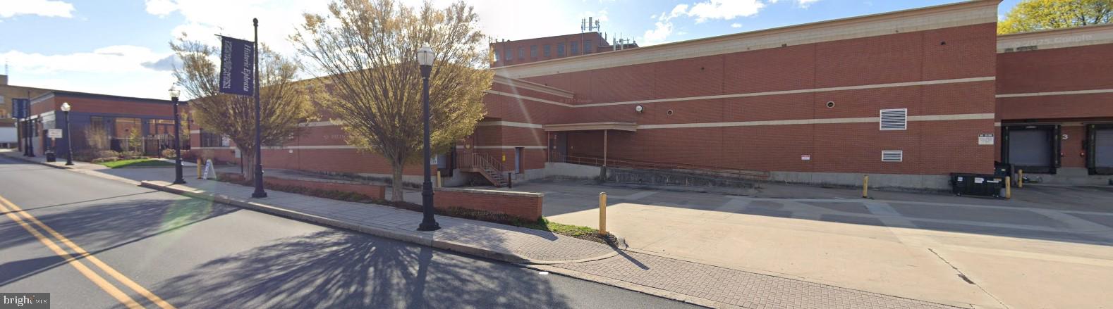 1 E MAIN STREET REAR