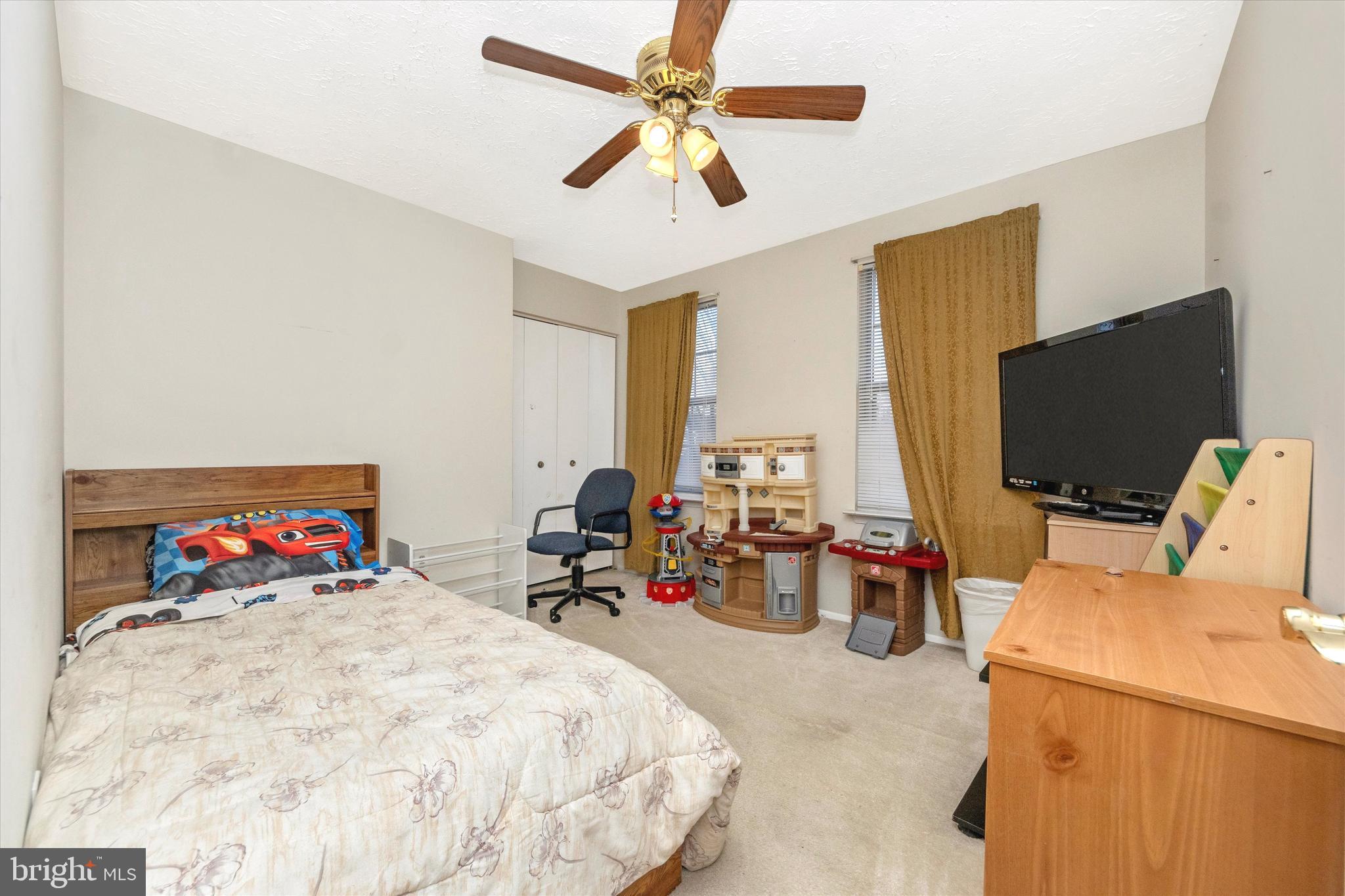 WESTLAKE VILLAGE - Residential