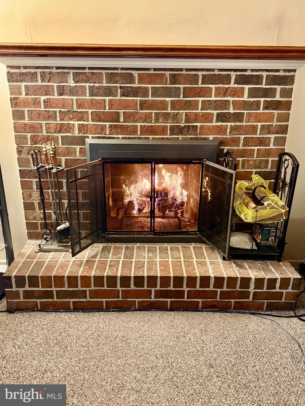 WESTLAKE VILLAGE - Residential