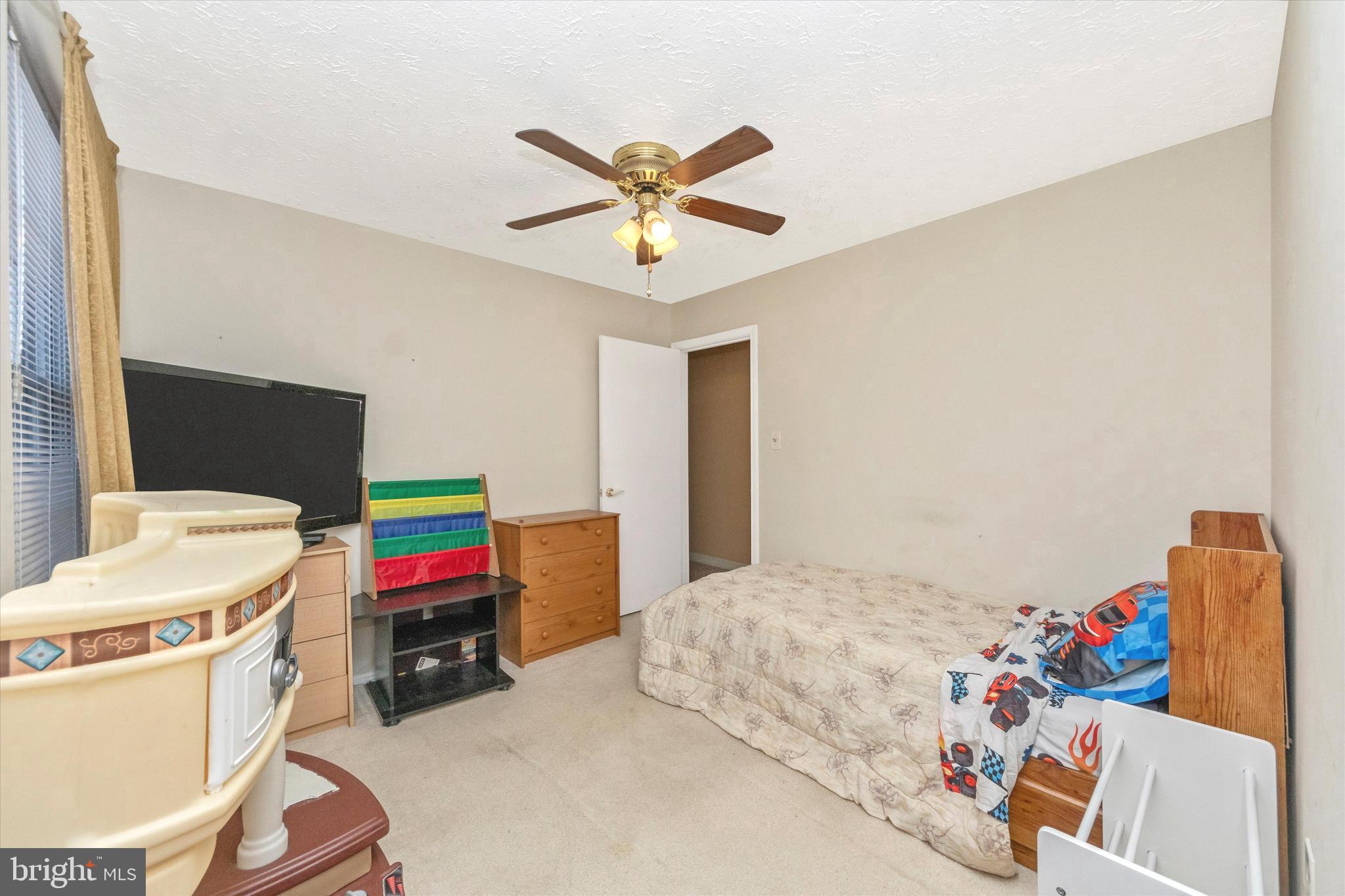 WESTLAKE VILLAGE - Residential