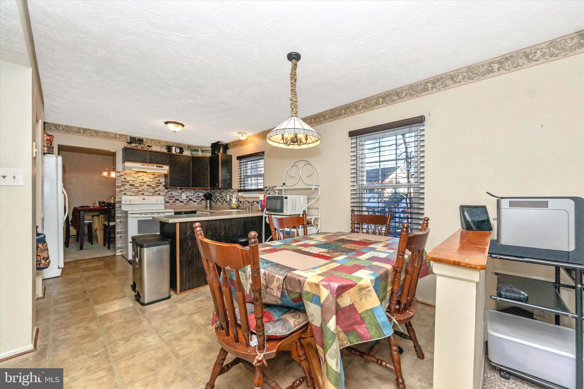 WESTLAKE VILLAGE - Residential